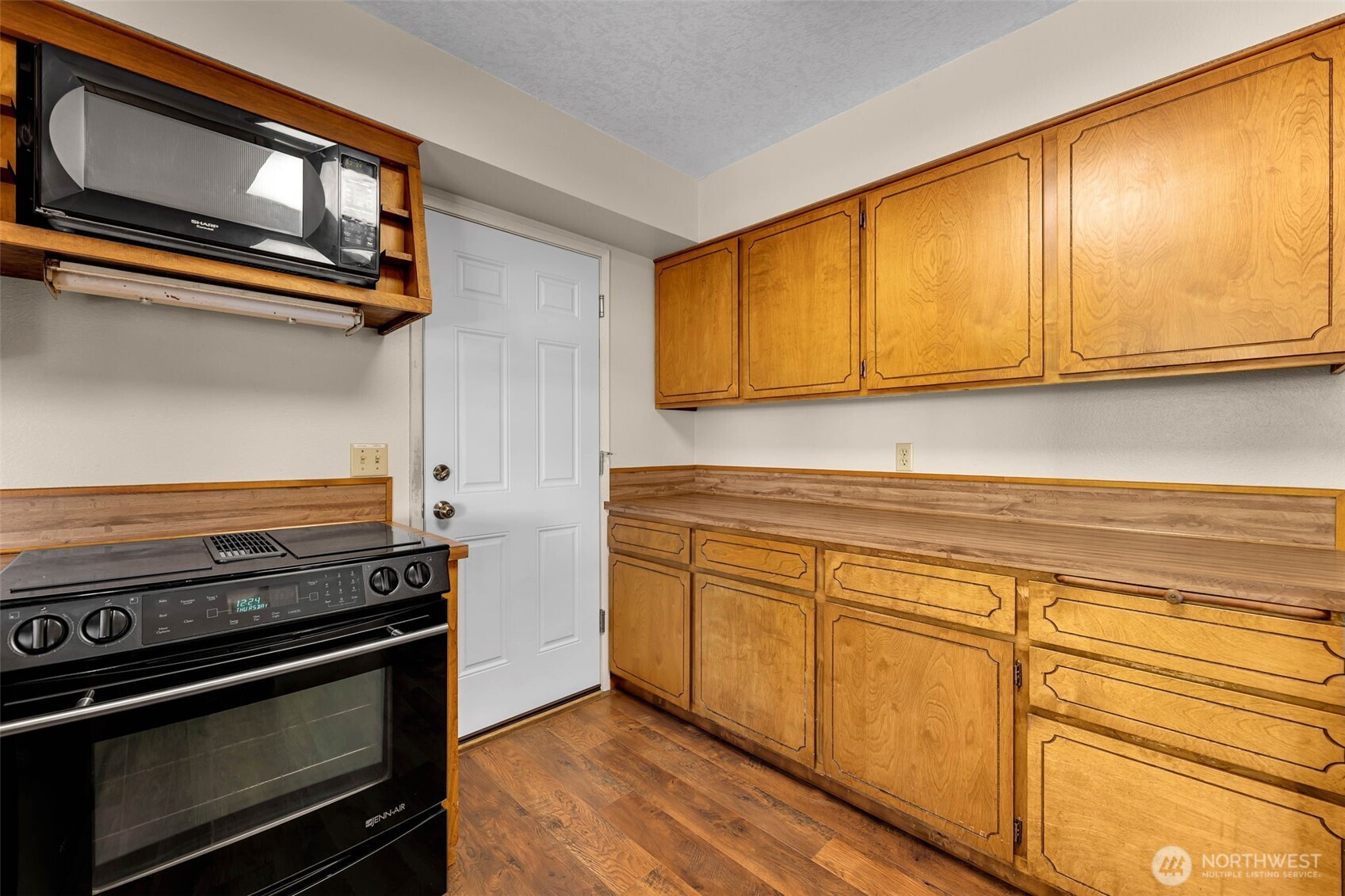 34100 Nw Pacific Highway Property Photo 14
