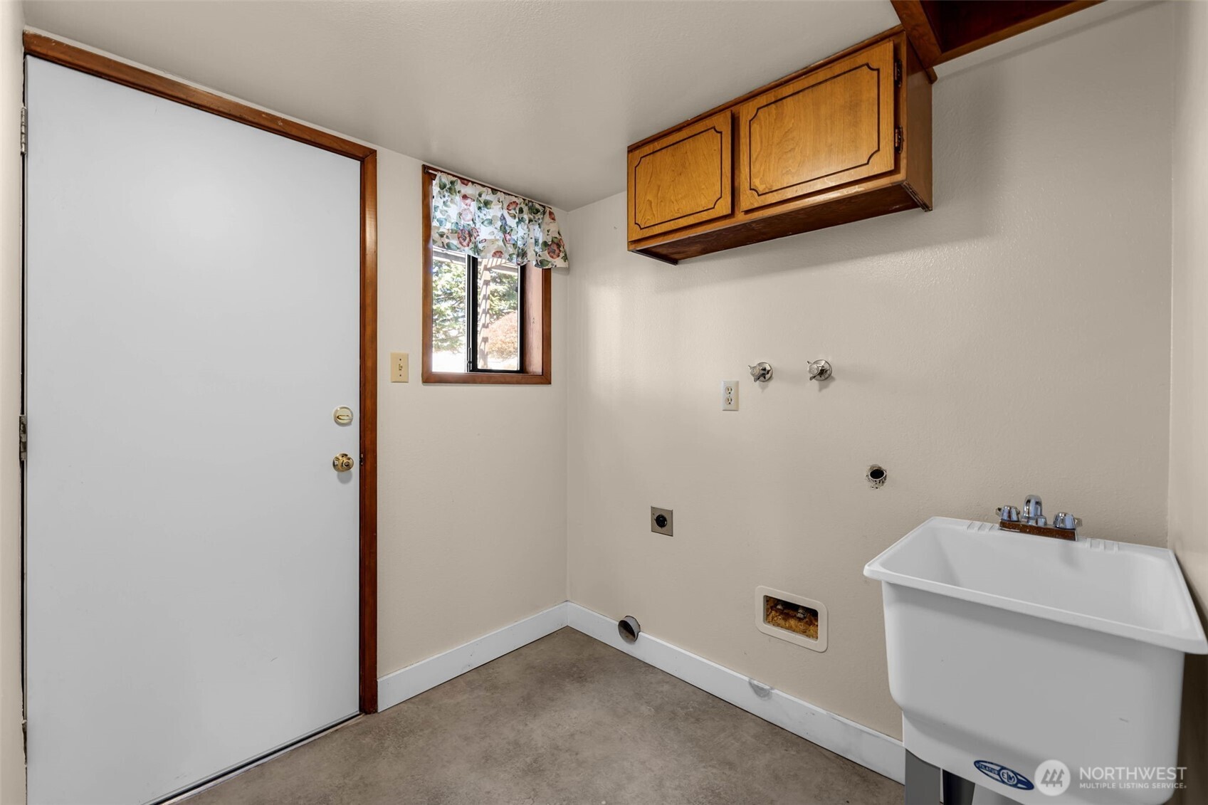 34100 Nw Pacific Highway Property Photo 27