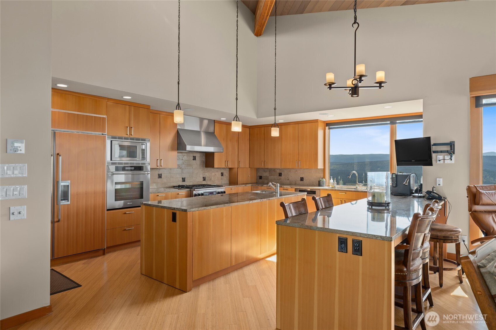 3653 Hart Road Property Photo 6