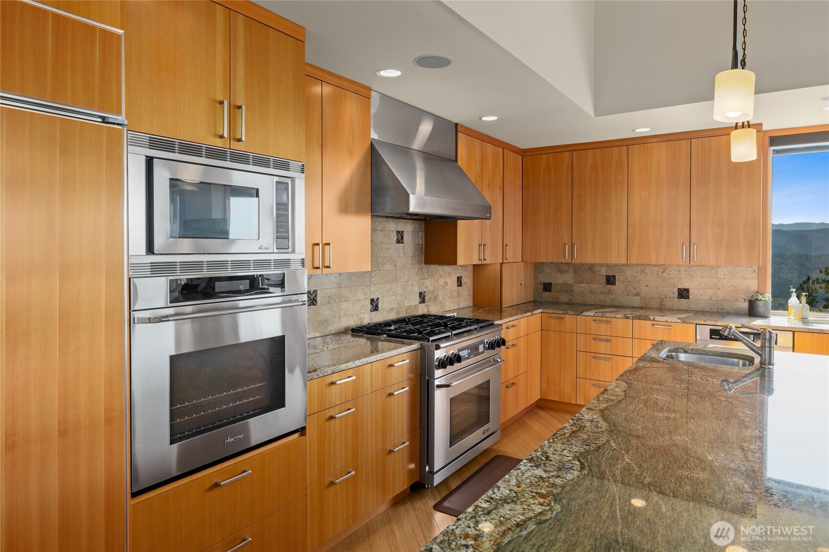 3653 Hart Road Property Photo 7