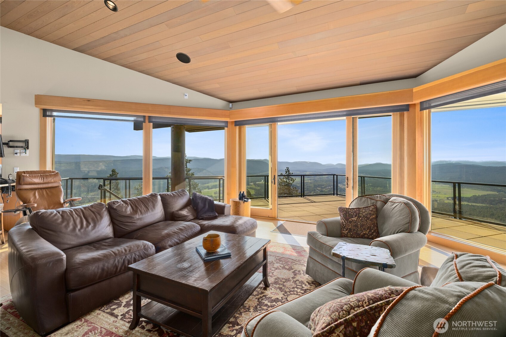 3653 Hart Road Property Photo 10