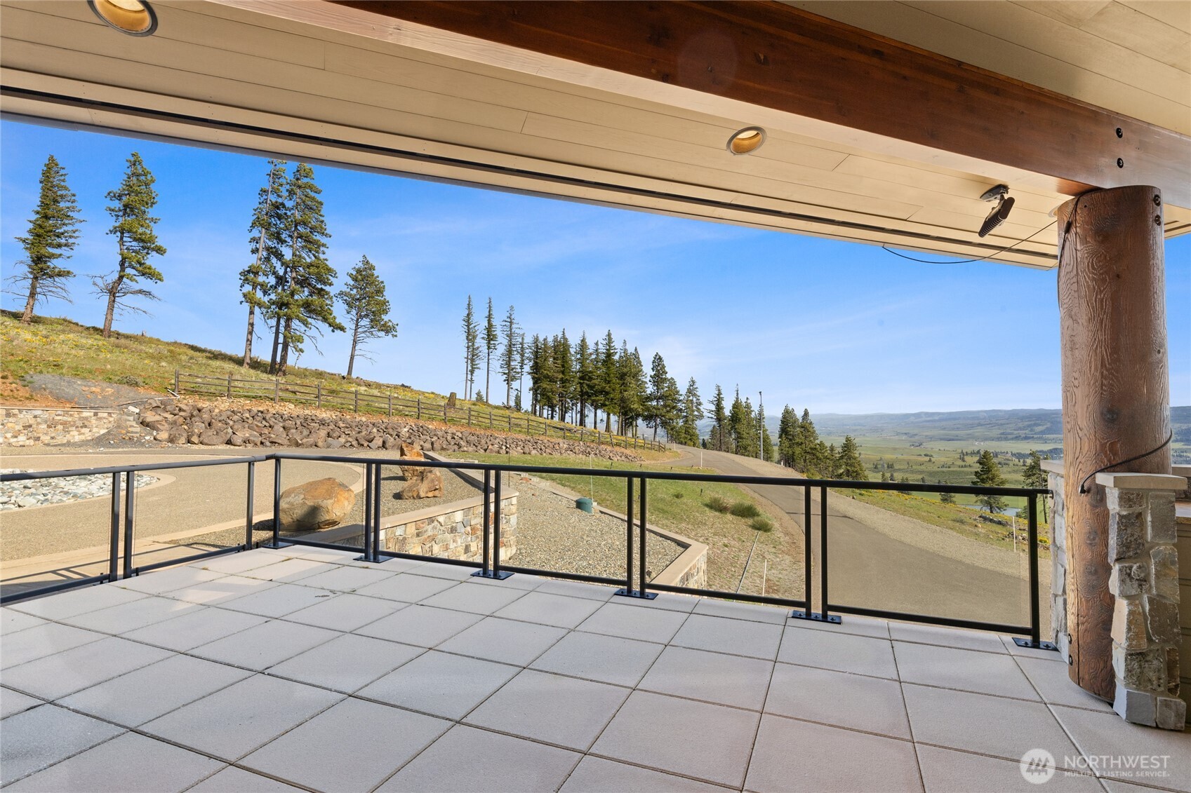 3653 Hart Road Property Photo 14