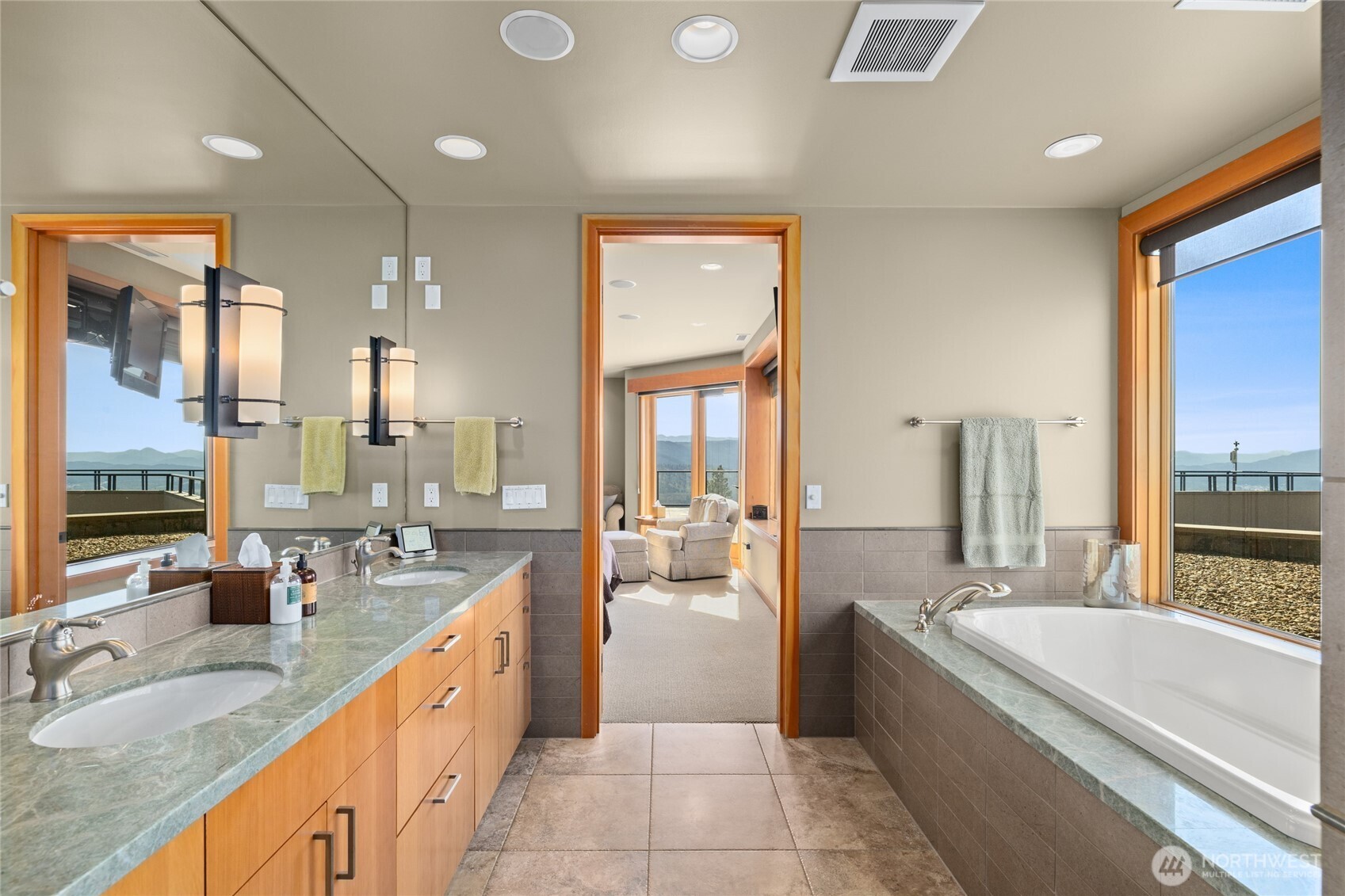 3653 Hart Road Property Photo 25