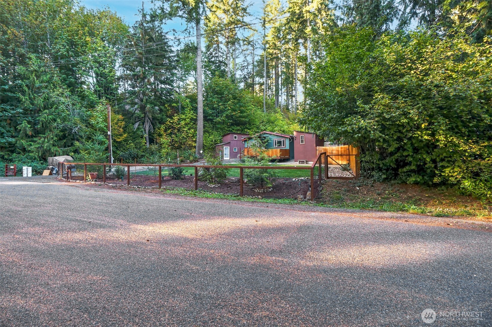 2070 Ne Tahuya River Drive Property Photo 1