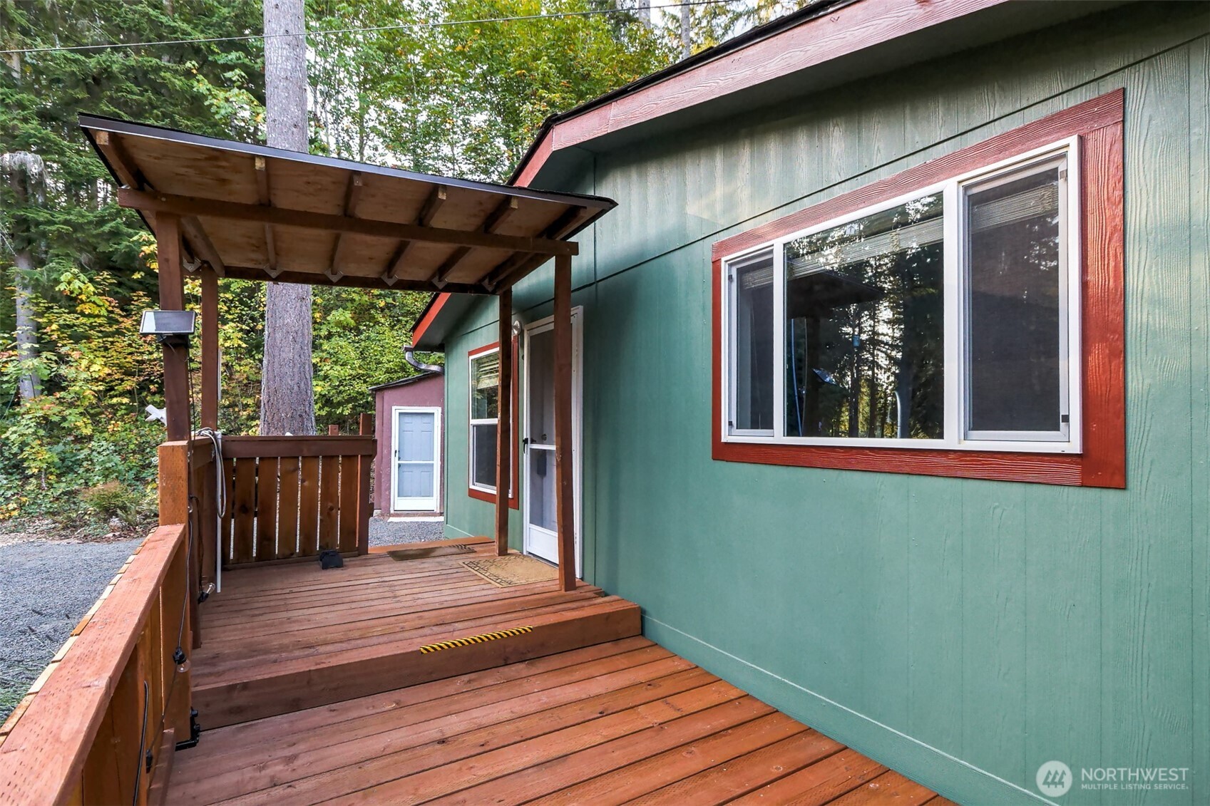 2070 Ne Tahuya River Drive Property Photo 6