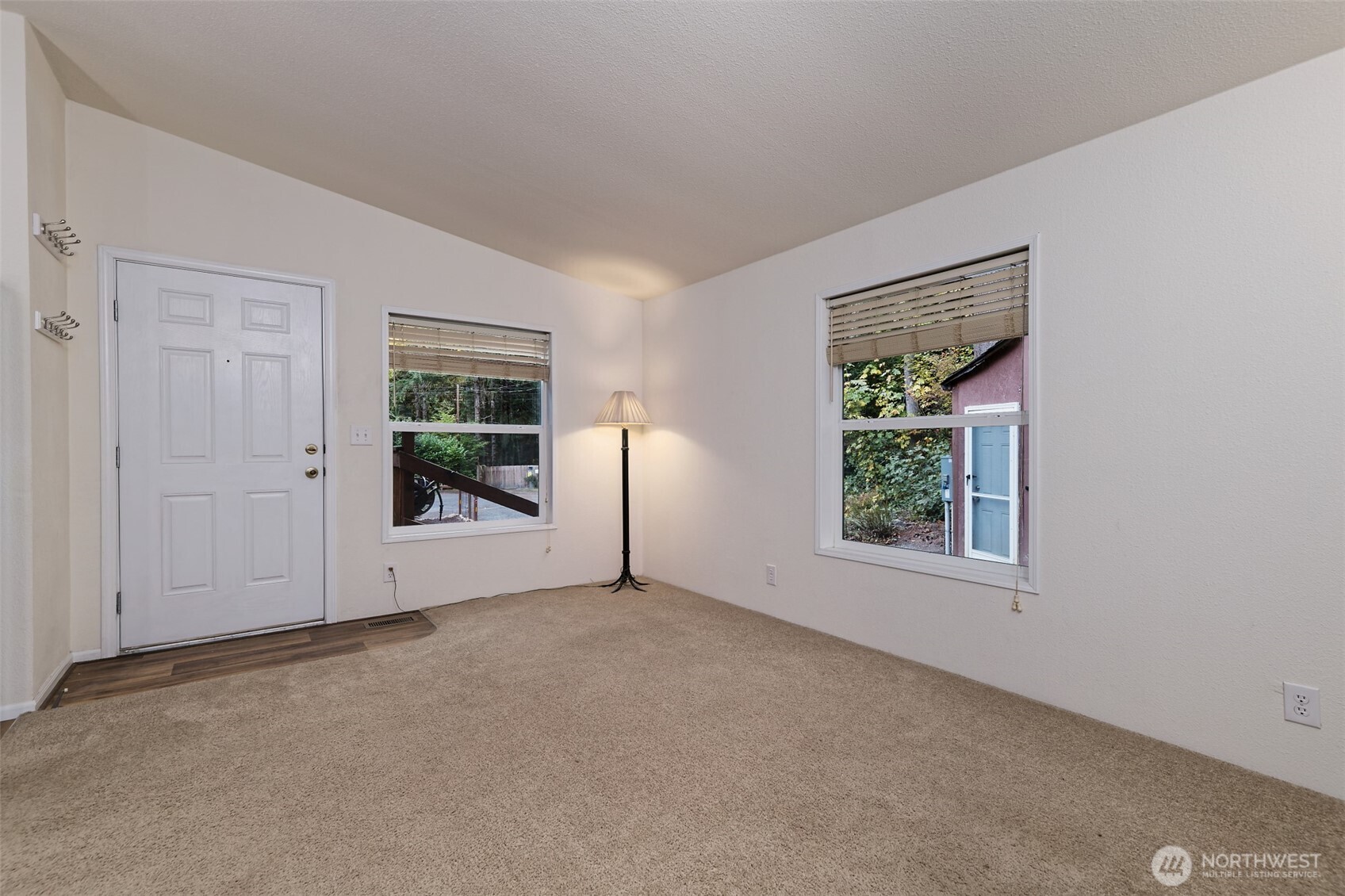 2070 Ne Tahuya River Drive Property Photo 7