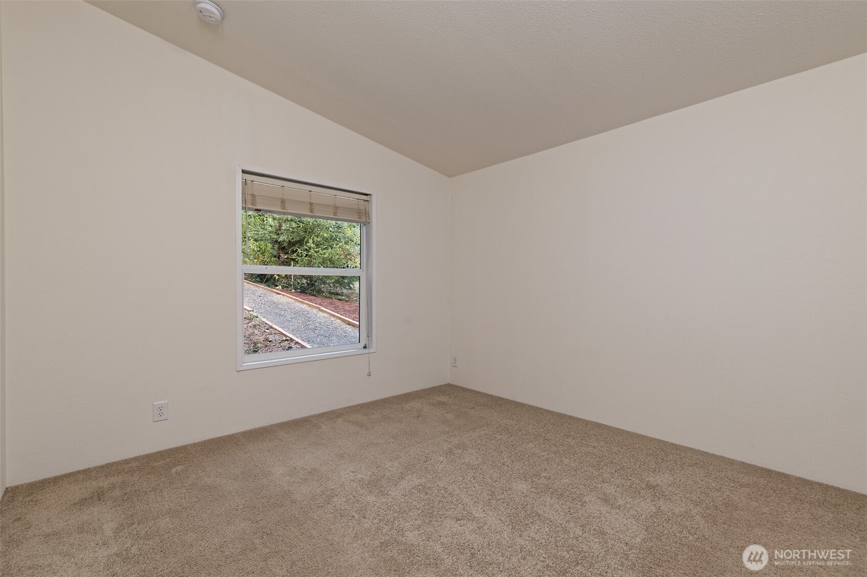 2070 Ne Tahuya River Drive Property Photo 15