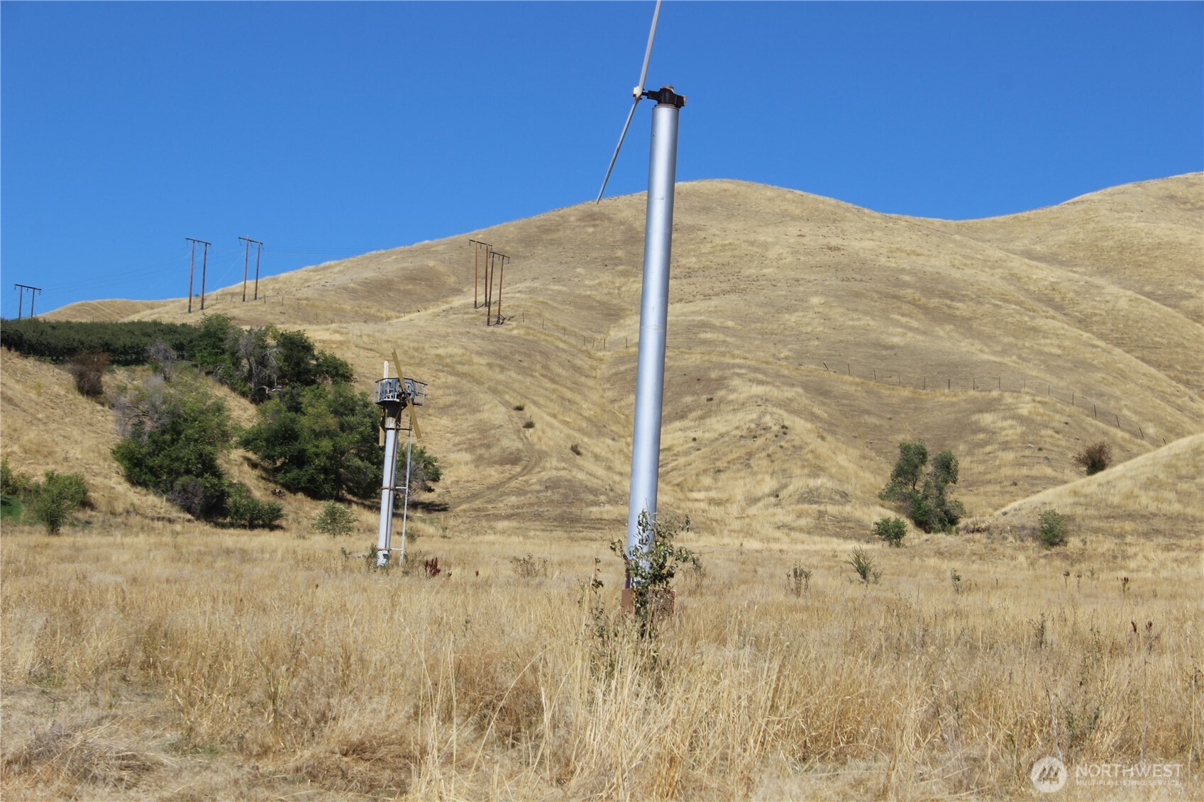 103 Dual Peak Lane Property Photo 25