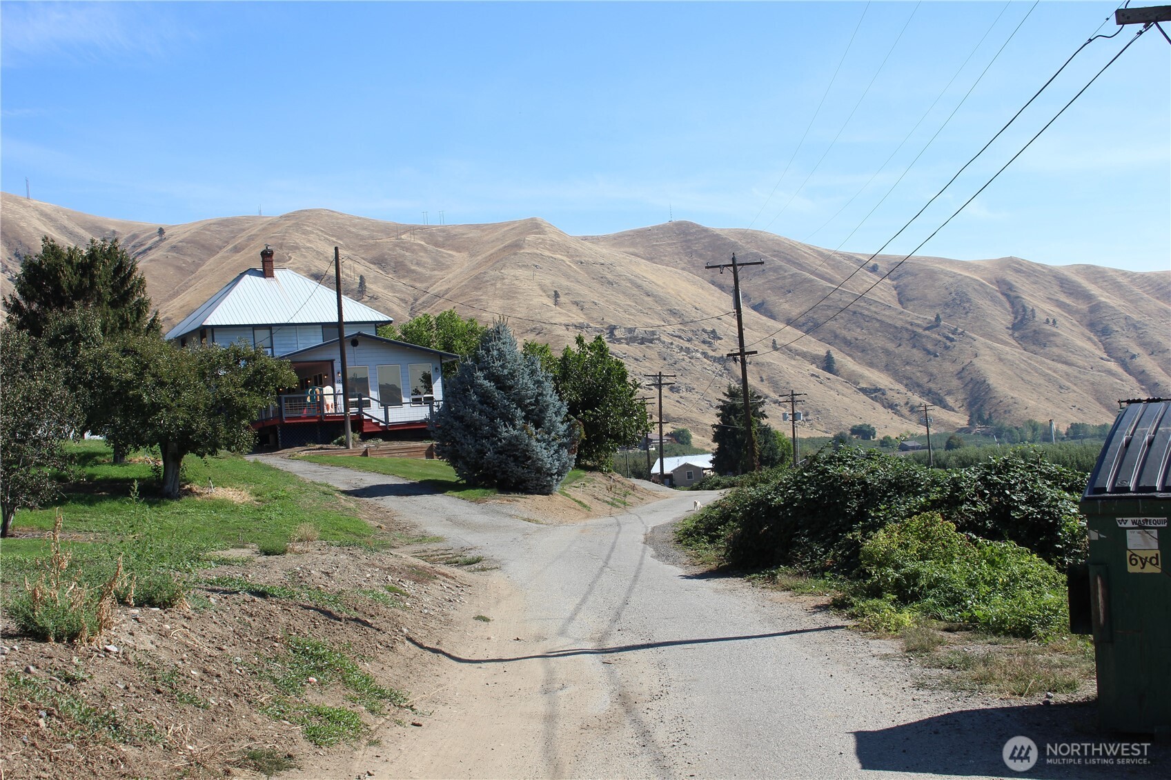 103 Dual Peak Lane Property Photo 26