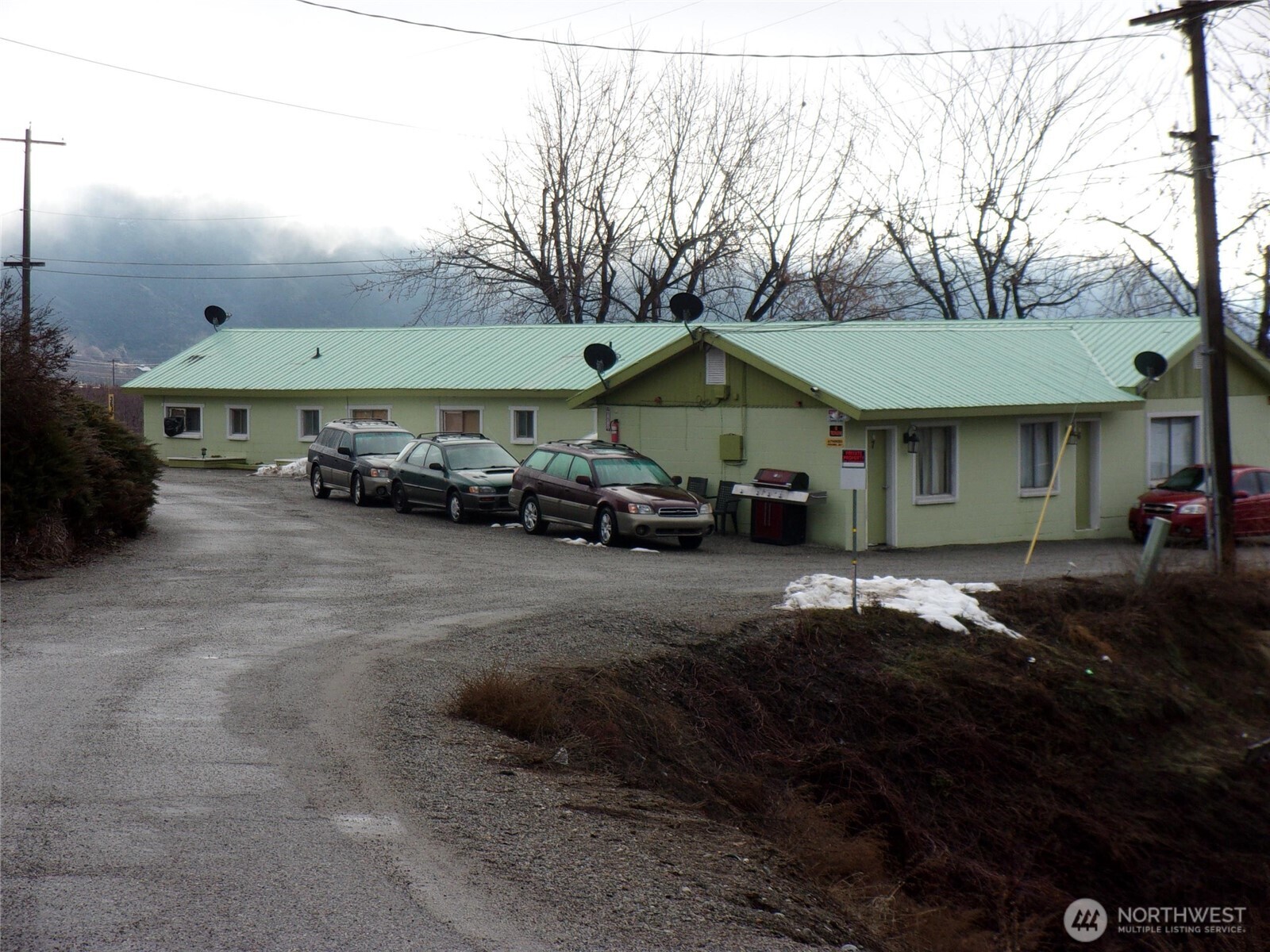 103 Dual Peak Lane Property Photo 27