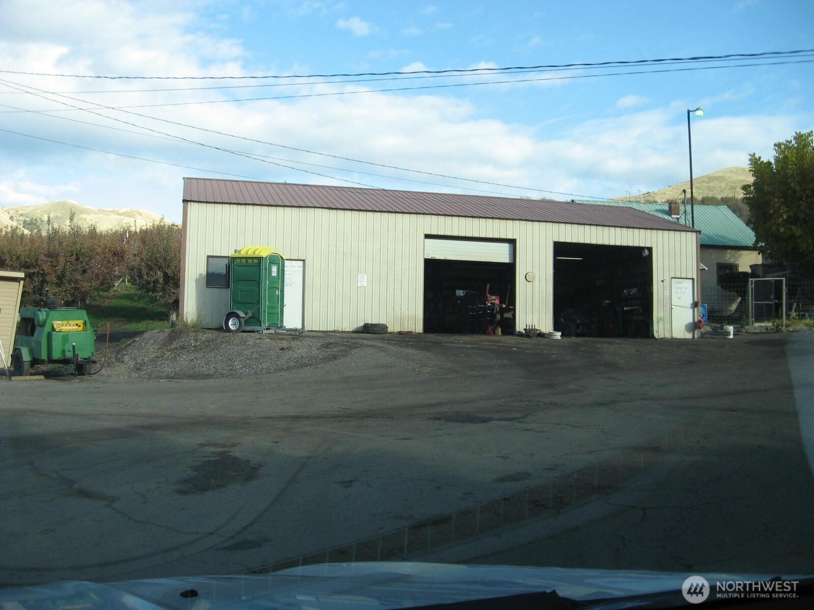 103 Dual Peak Lane Property Photo 30