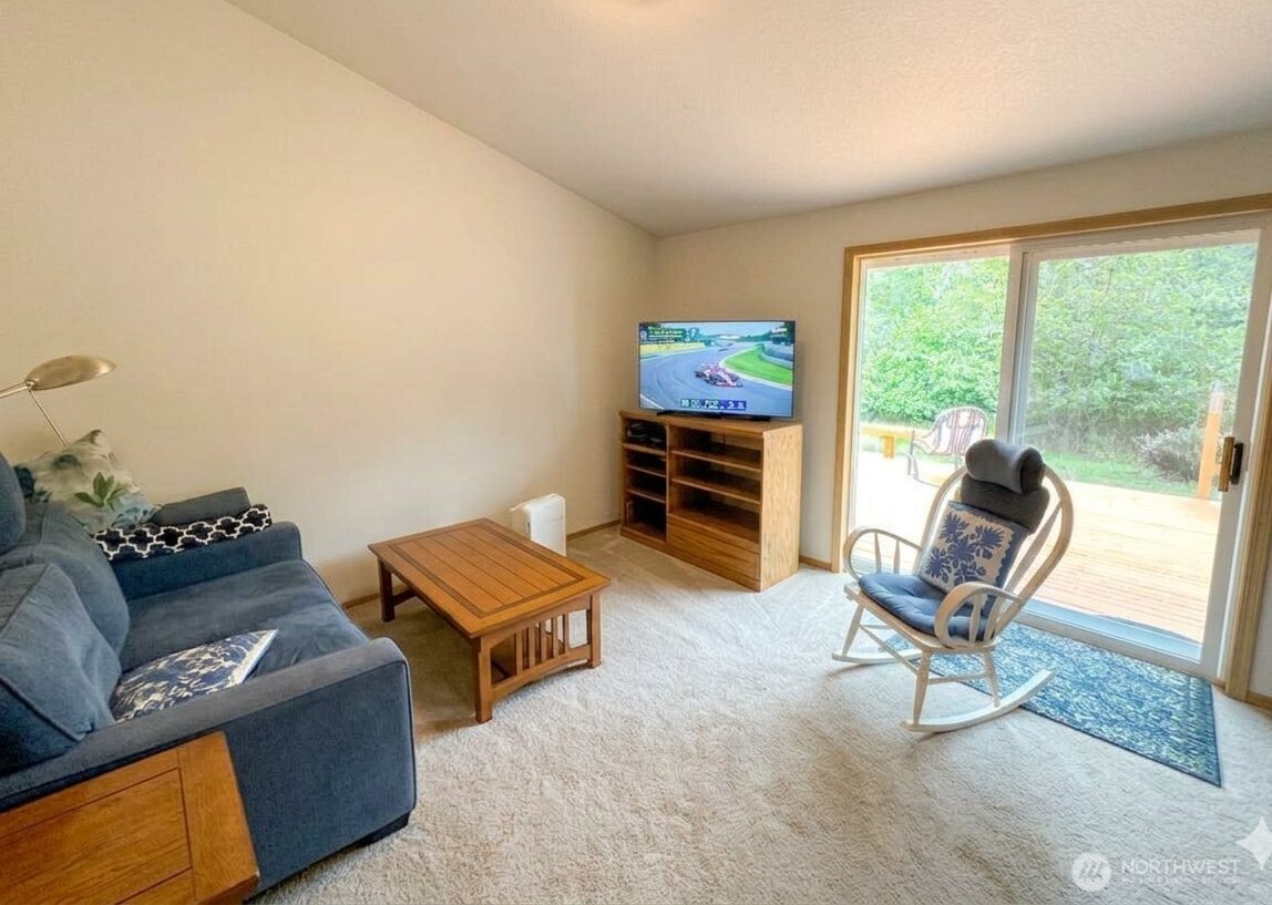 301 Langabeer Road Property Photo 6