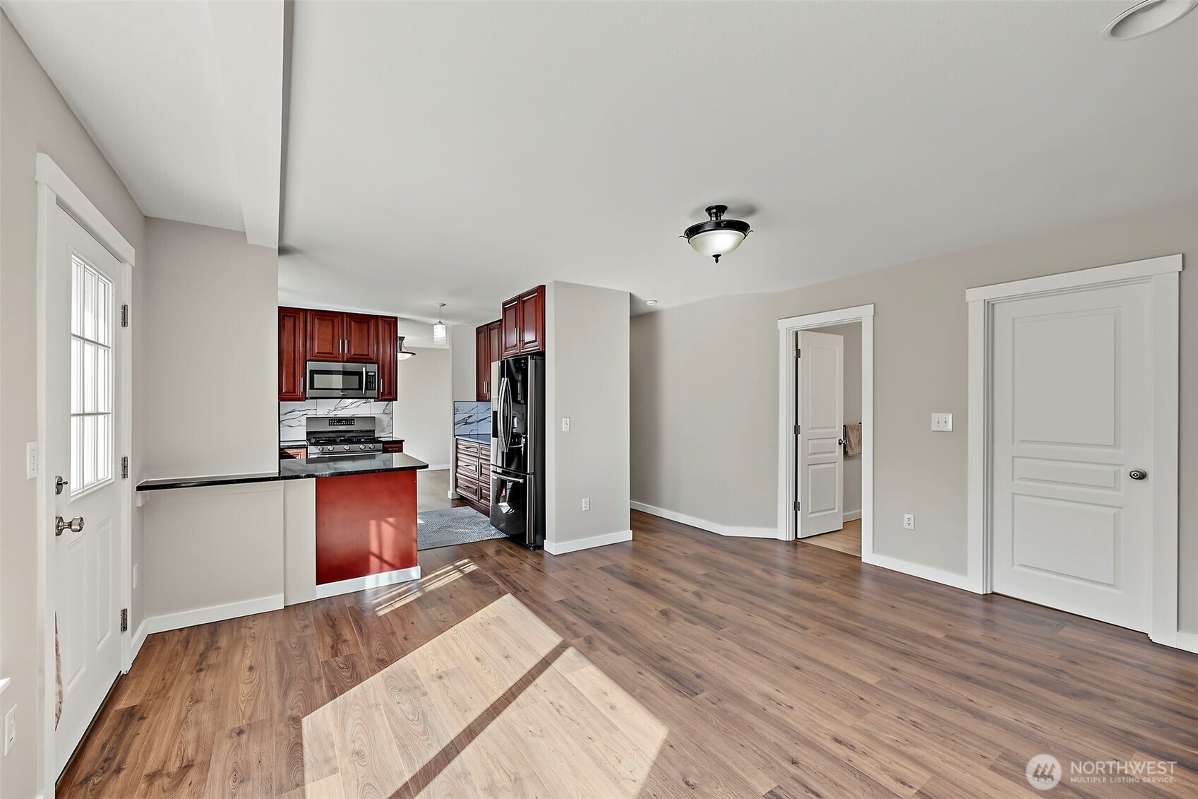 5137 S 303rd Place Property Photo 12