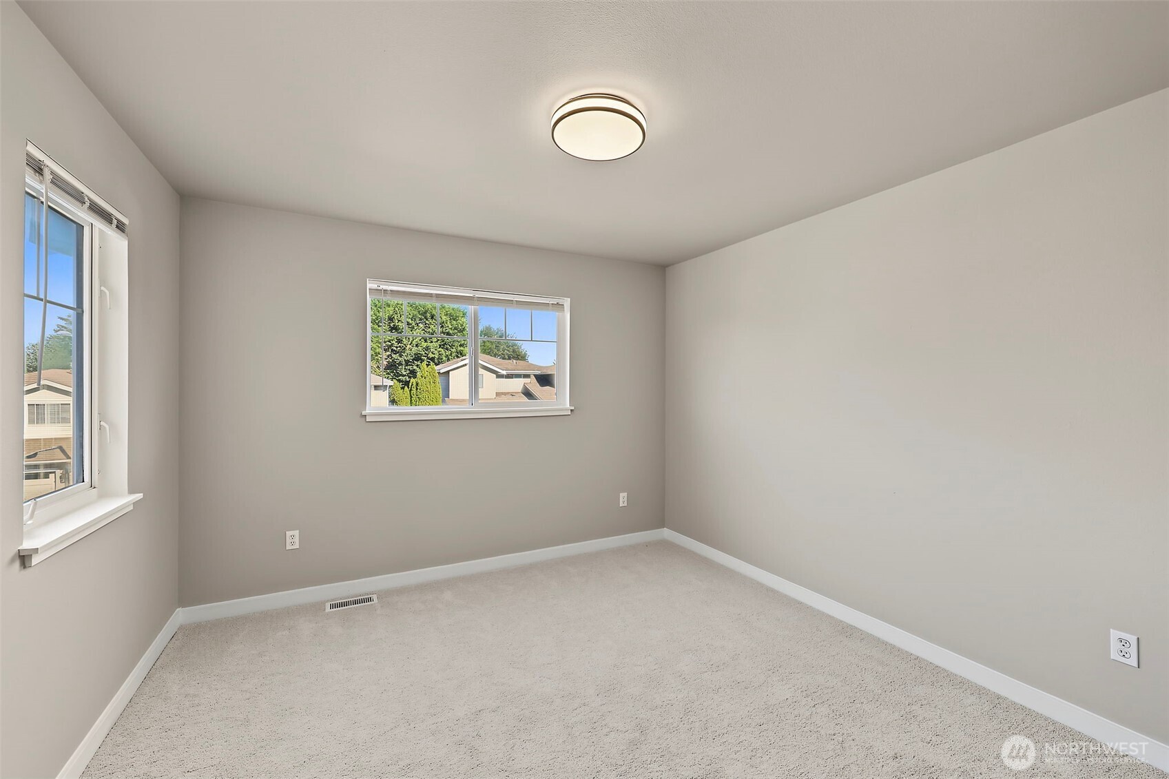 5137 S 303rd Place Property Photo 27