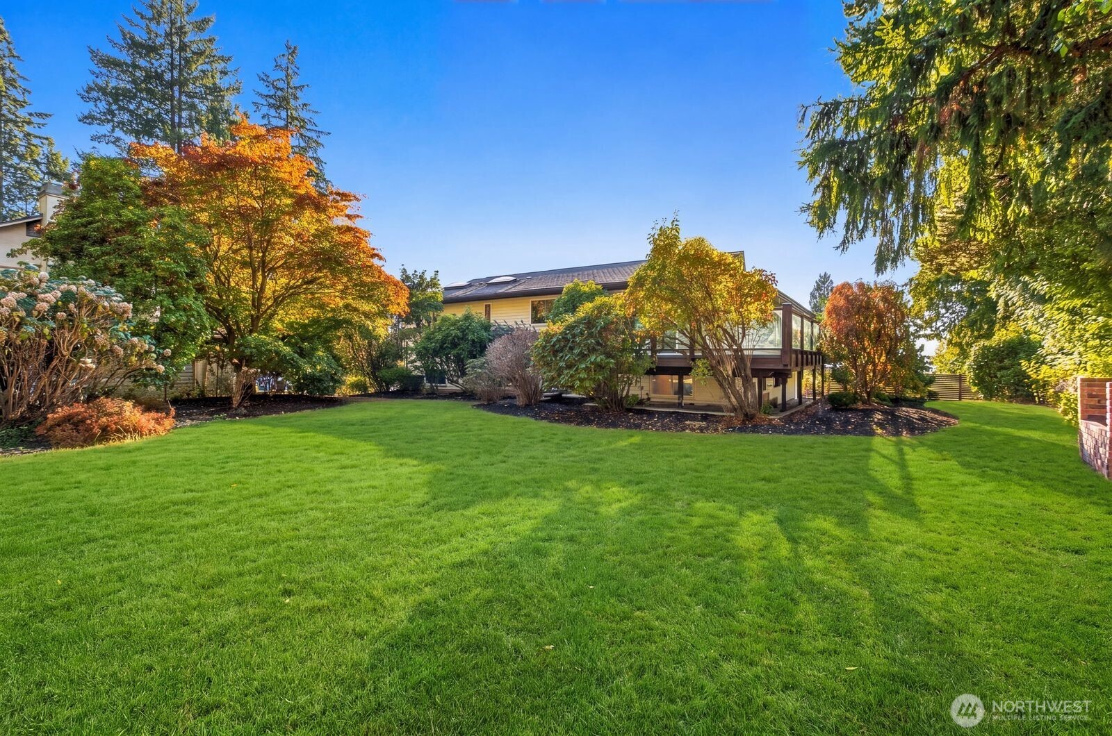 7011 165th Place Property Photo 16