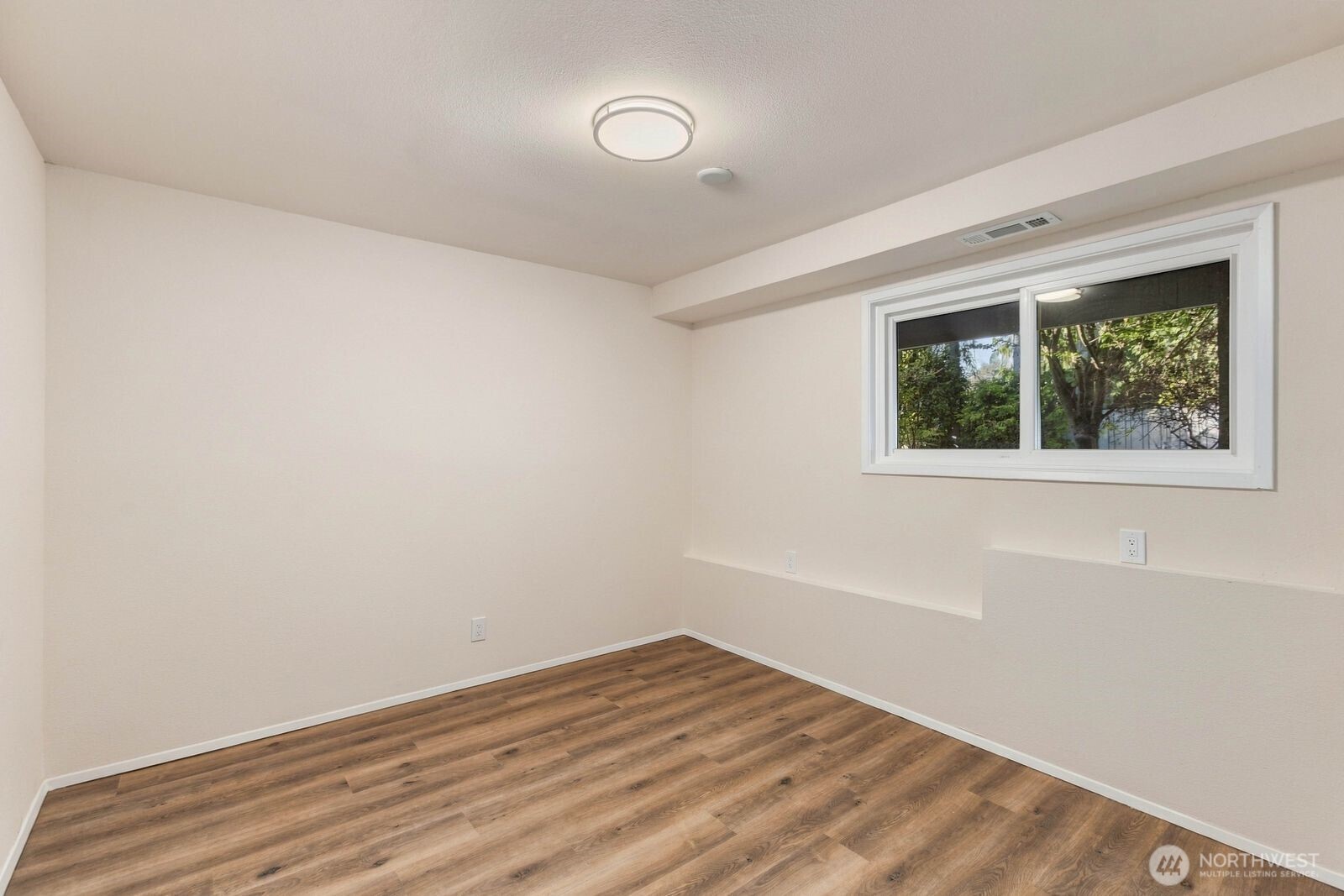 7011 165th Place Property Photo 21