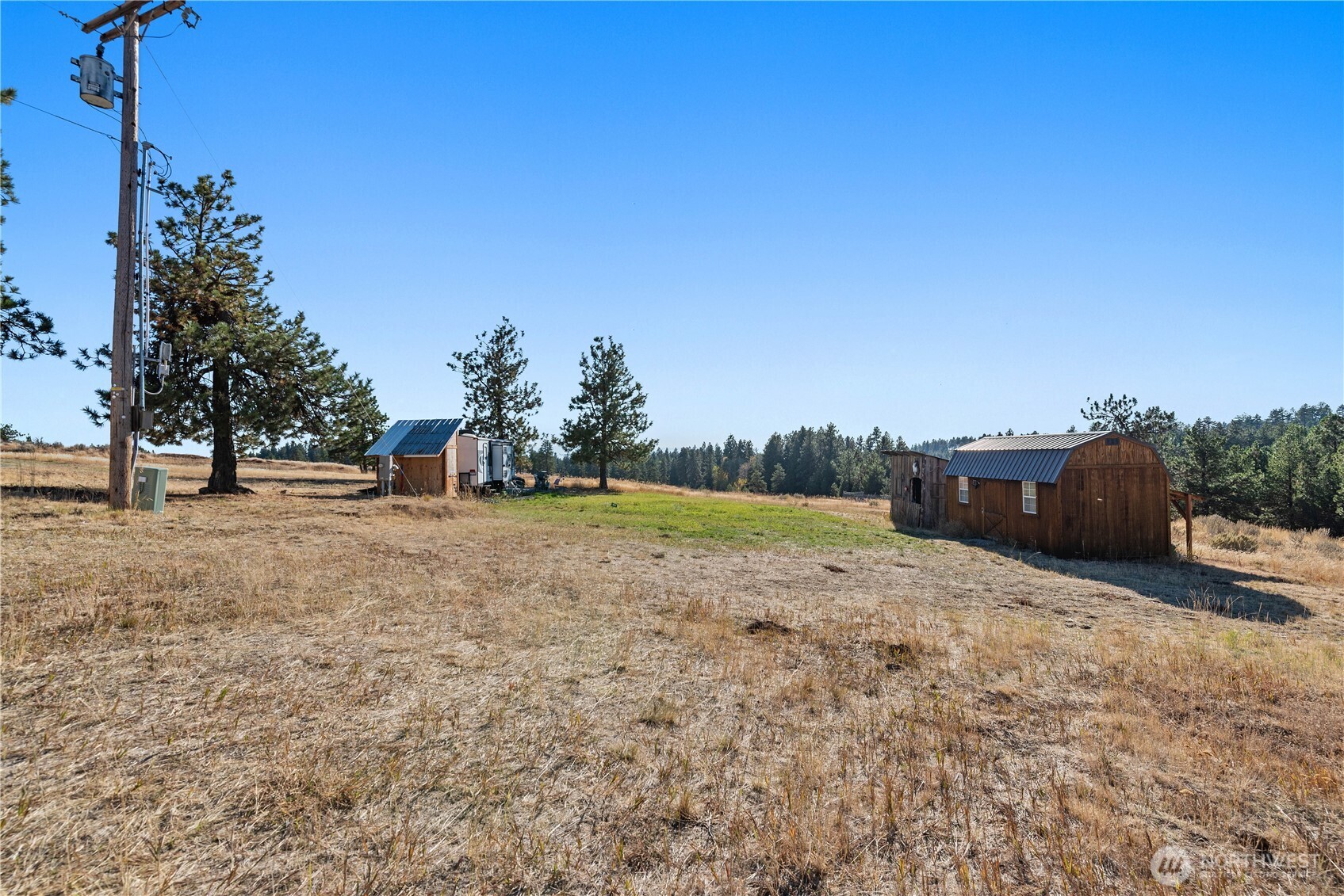 303 Sunset Way Property Photo 11