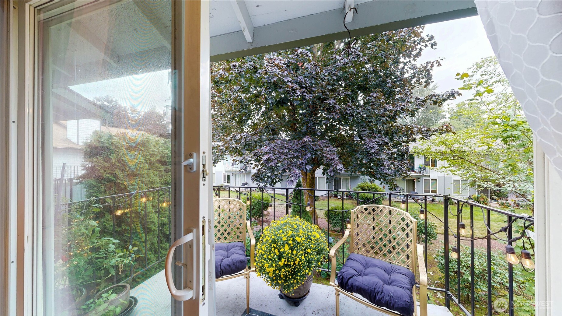 1840 Central Place B18 Property Photo 6