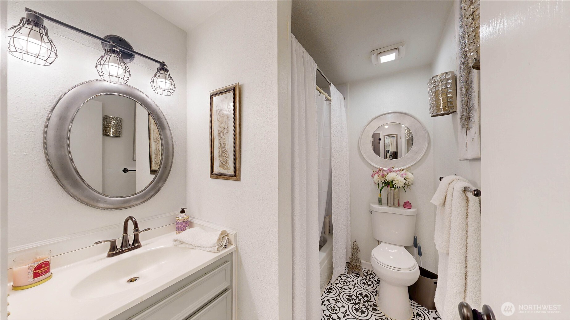 1840 Central Place B18 Property Photo 10