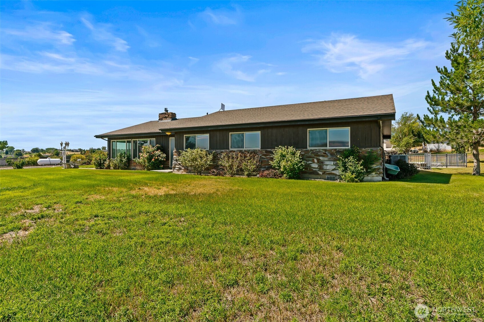 3672 N Wenas Road Property Photo 16