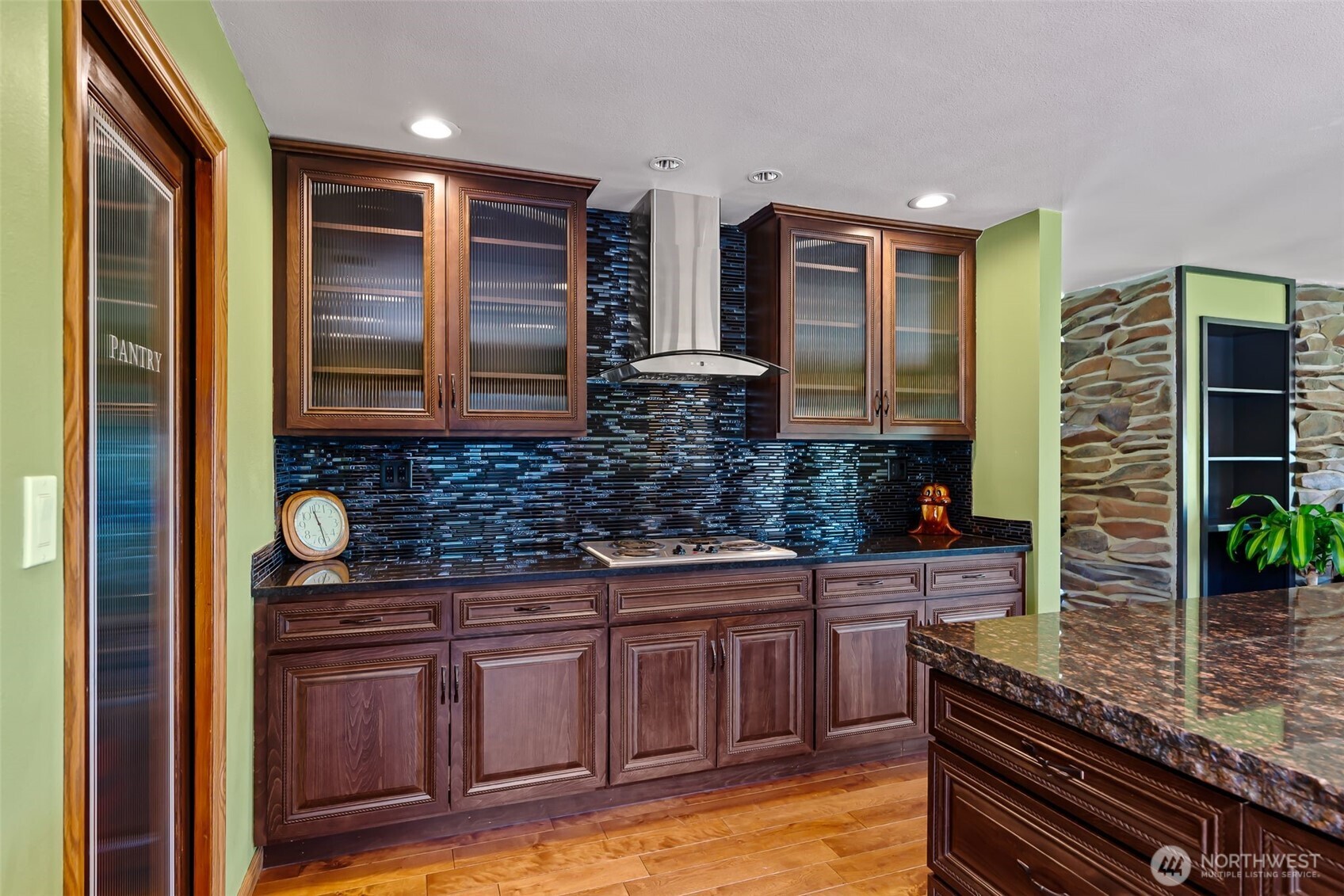 3672 N Wenas Road Property Photo 24