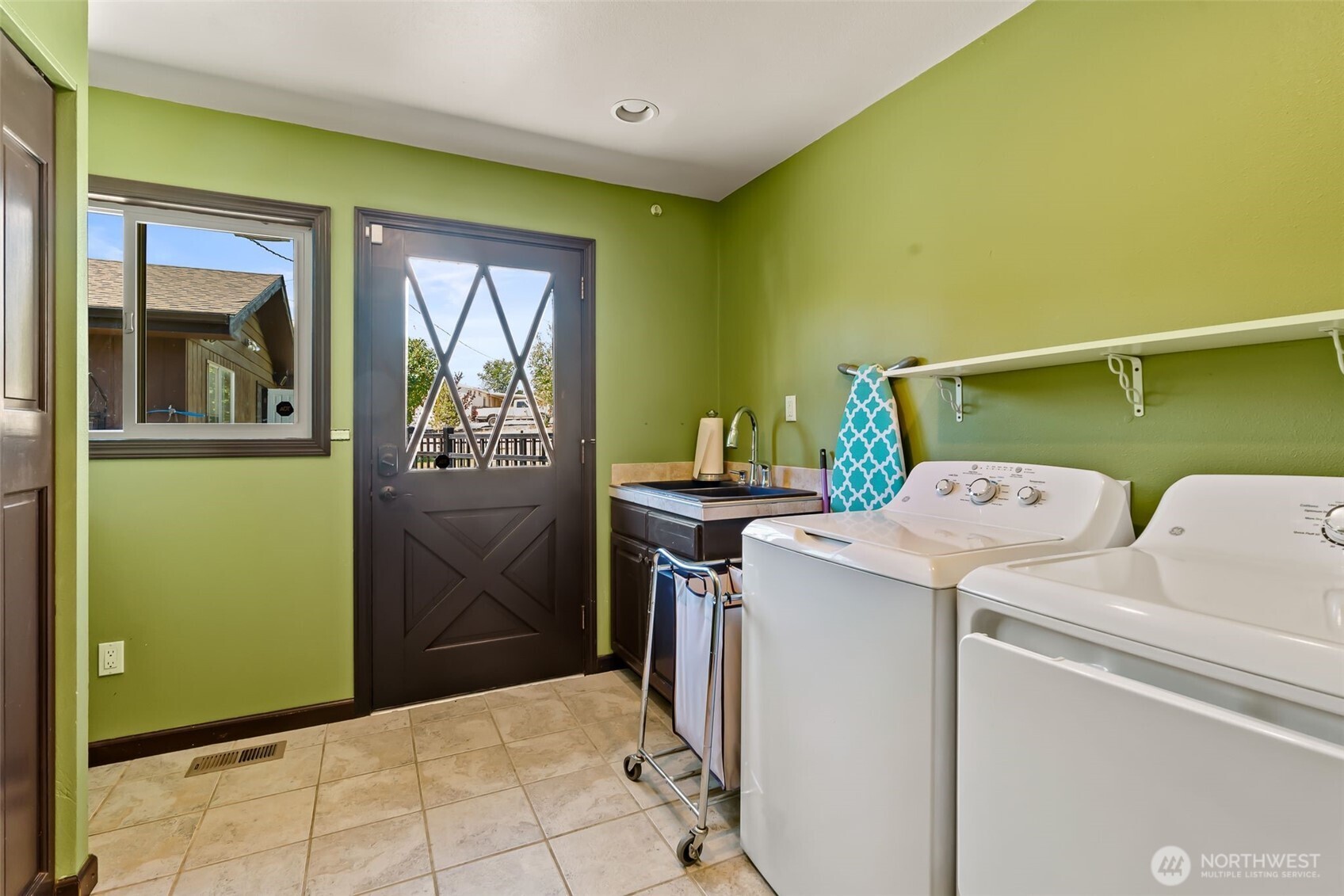 3672 N Wenas Road Property Photo 36