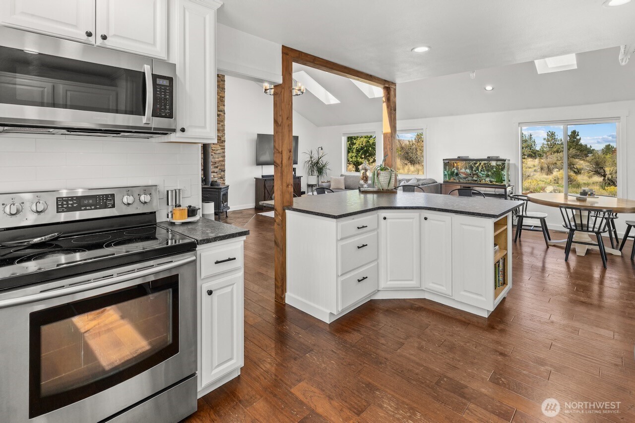 5871 Cove Road Property Photo 15