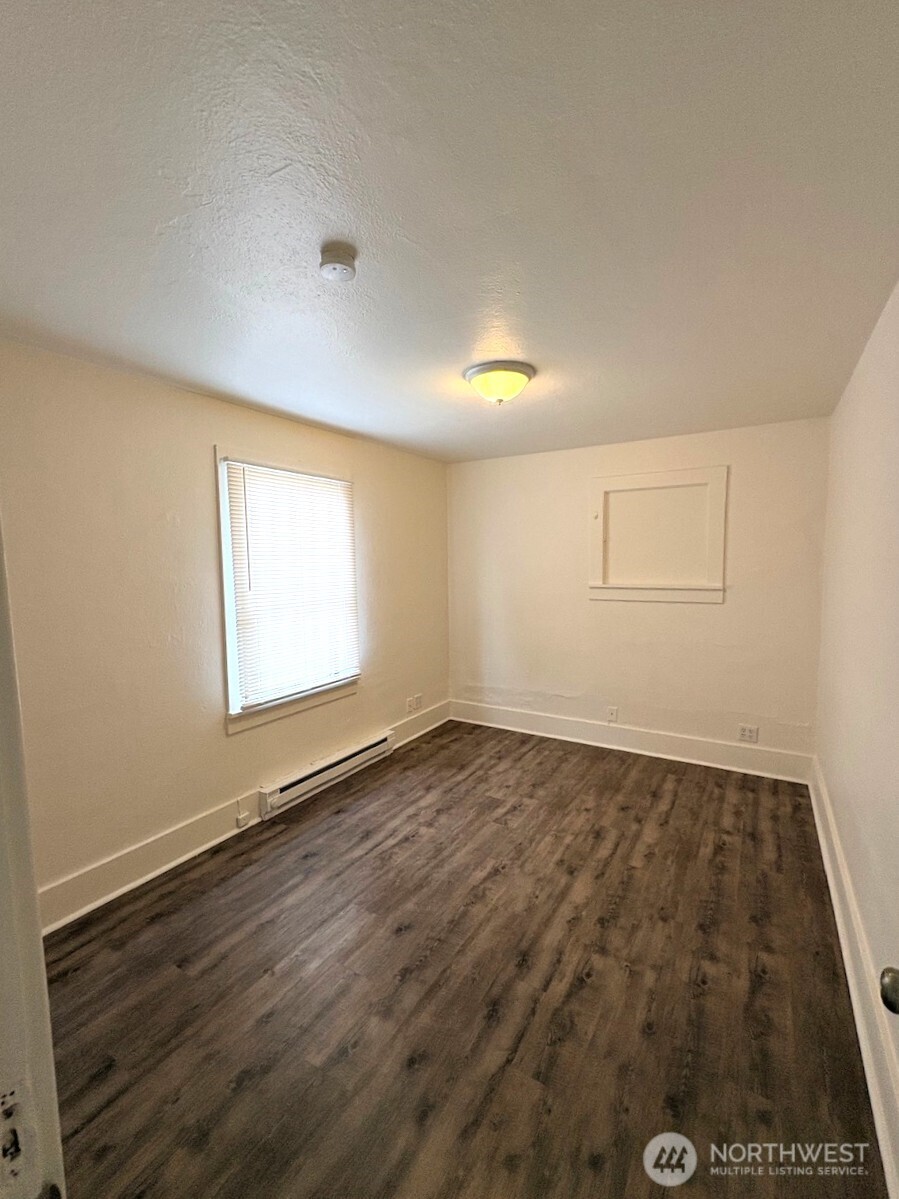 1012 S 6th Street Property Photo 7