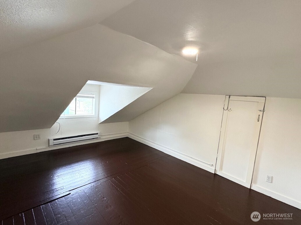 1012 S 6th Street Property Photo 10