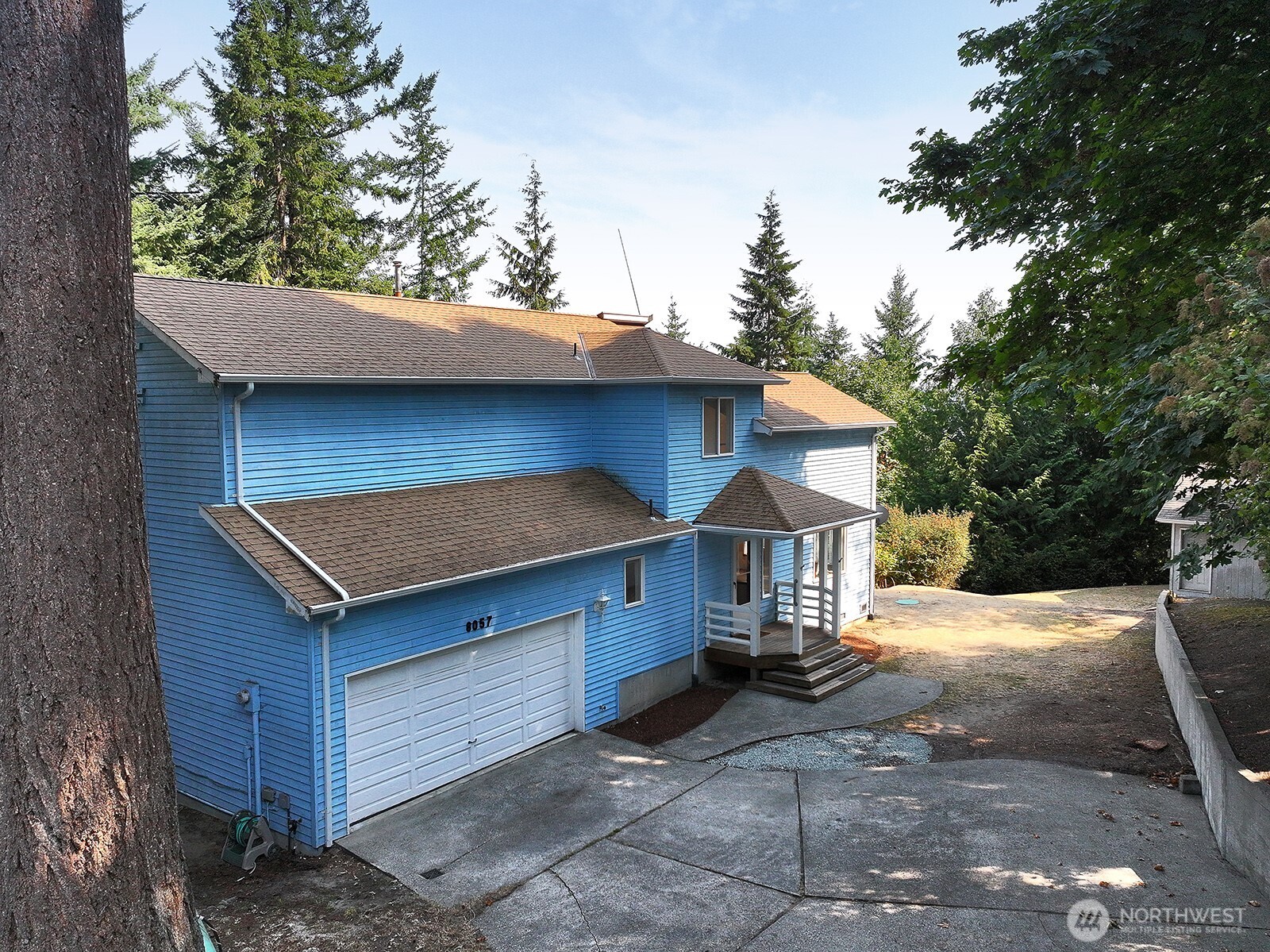 8057 Island Court Property Photo 2
