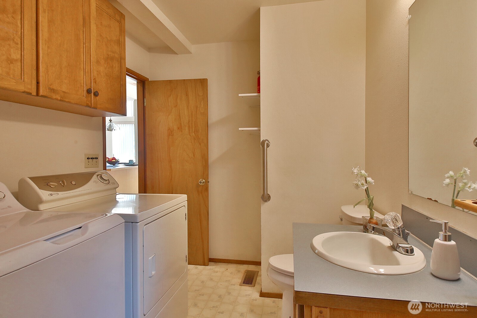 8057 Island Court Property Photo 11