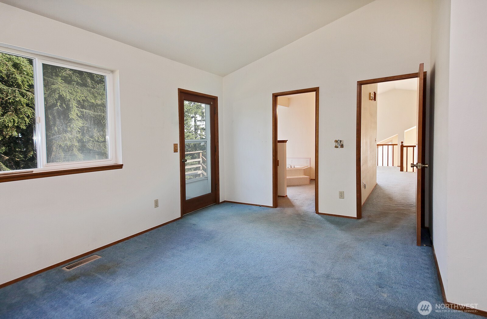 8057 Island Court Property Photo 18
