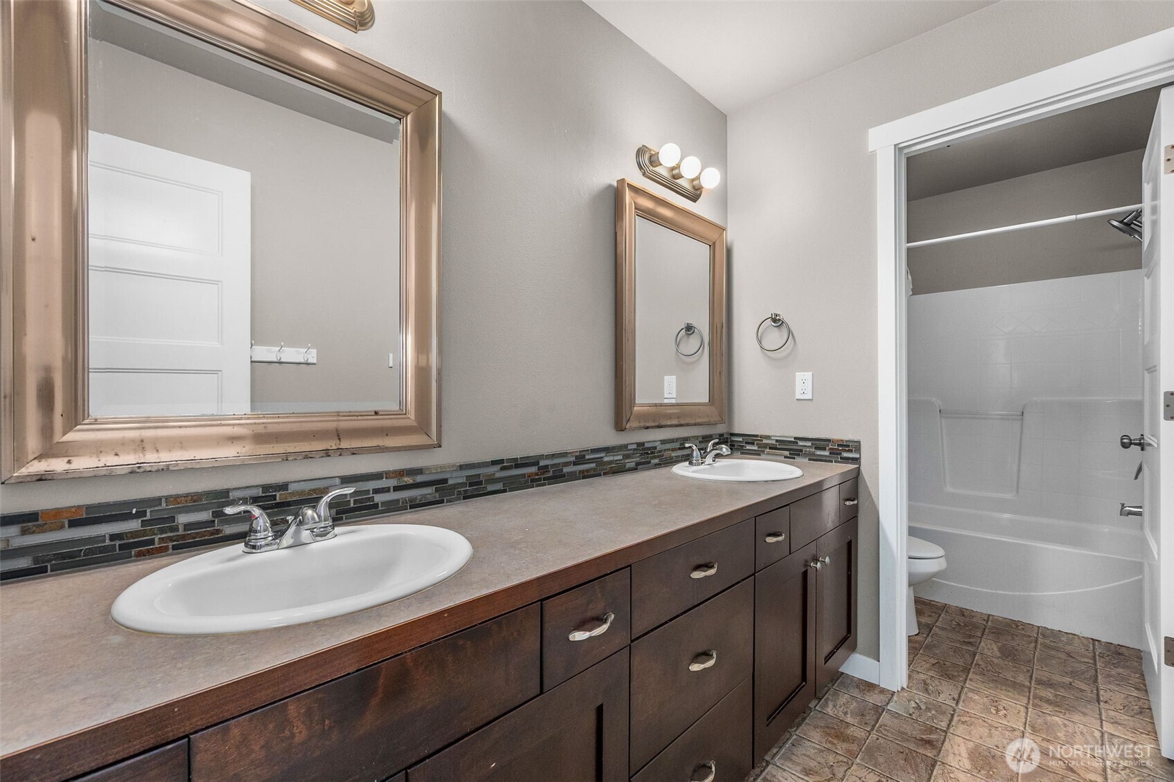 14720 91st Avenue Property Photo 22
