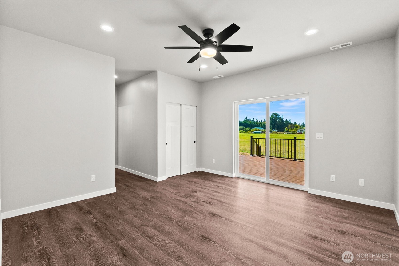 54 Sickman-ford Road Property Photo 15