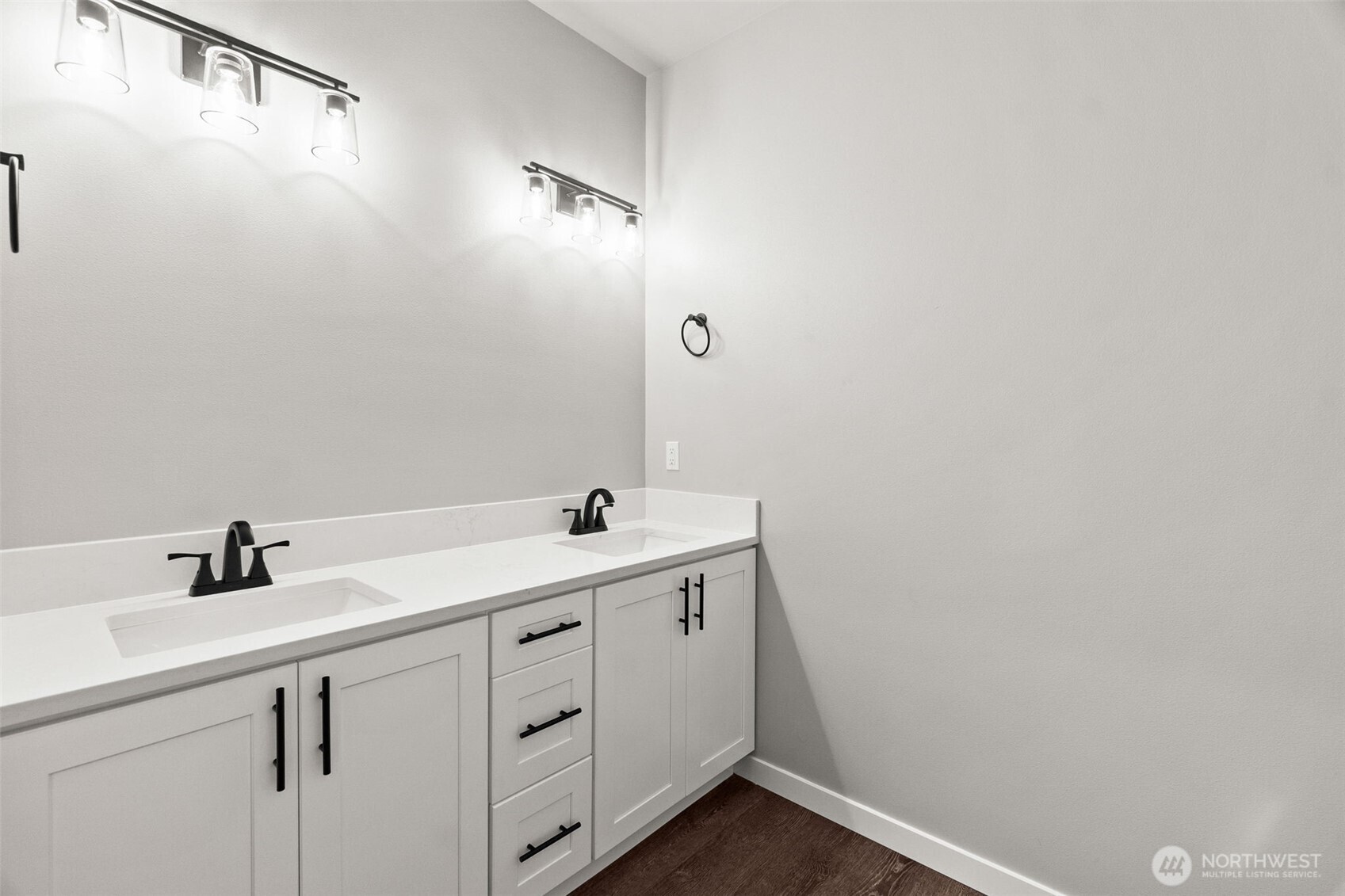 54 Sickman-ford Road Property Photo 17