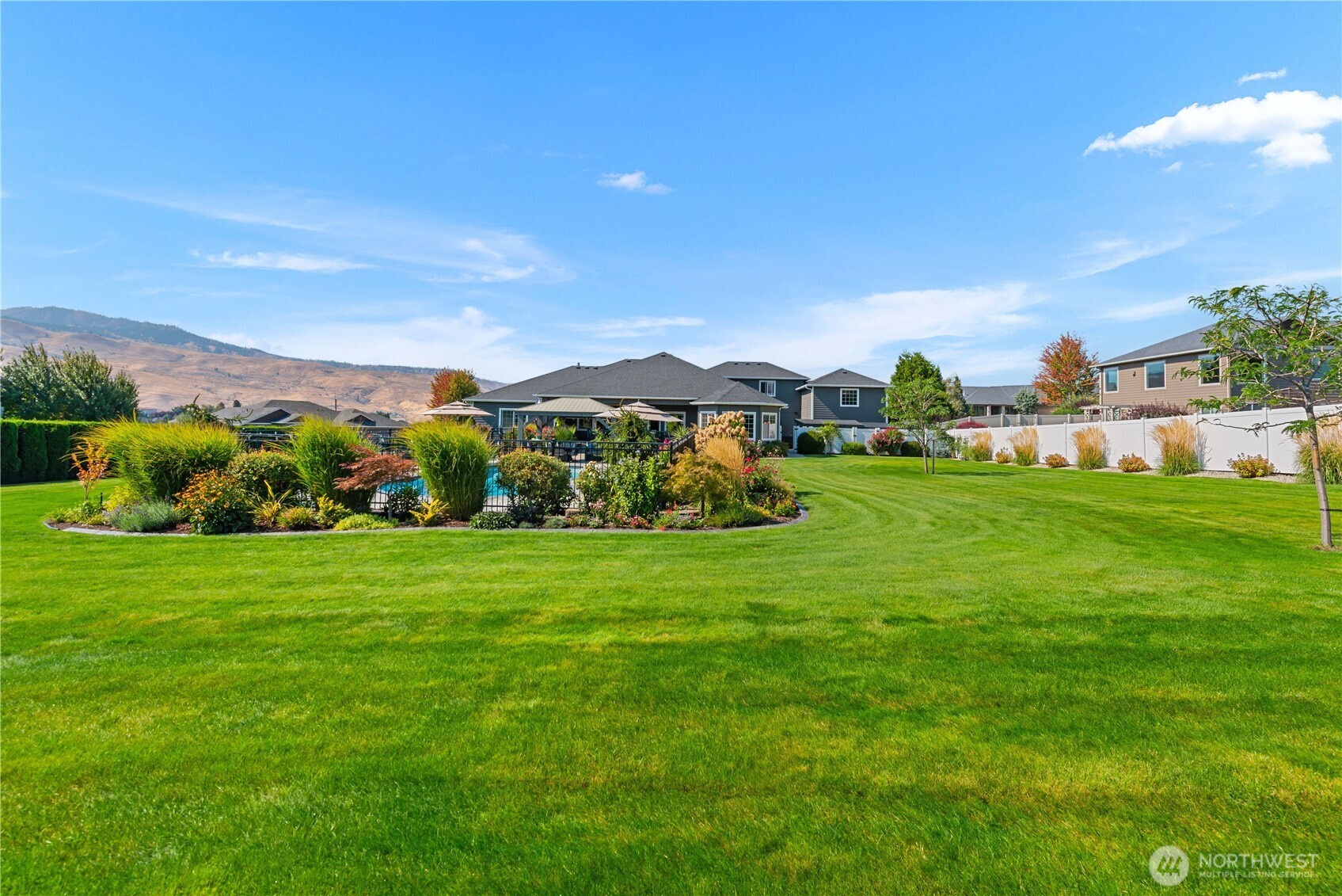 3715 Viewmont Drive Property Photo 37