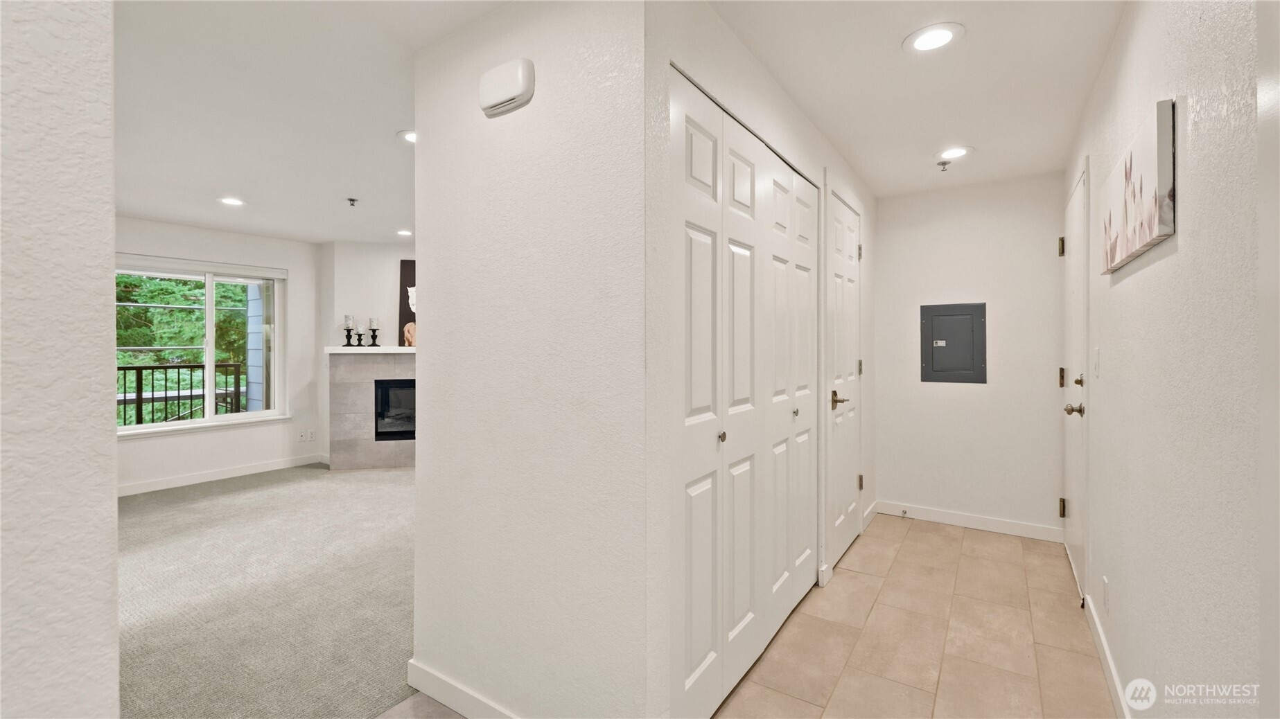 220 Ne Dogwood Street B301 Property Photo 4