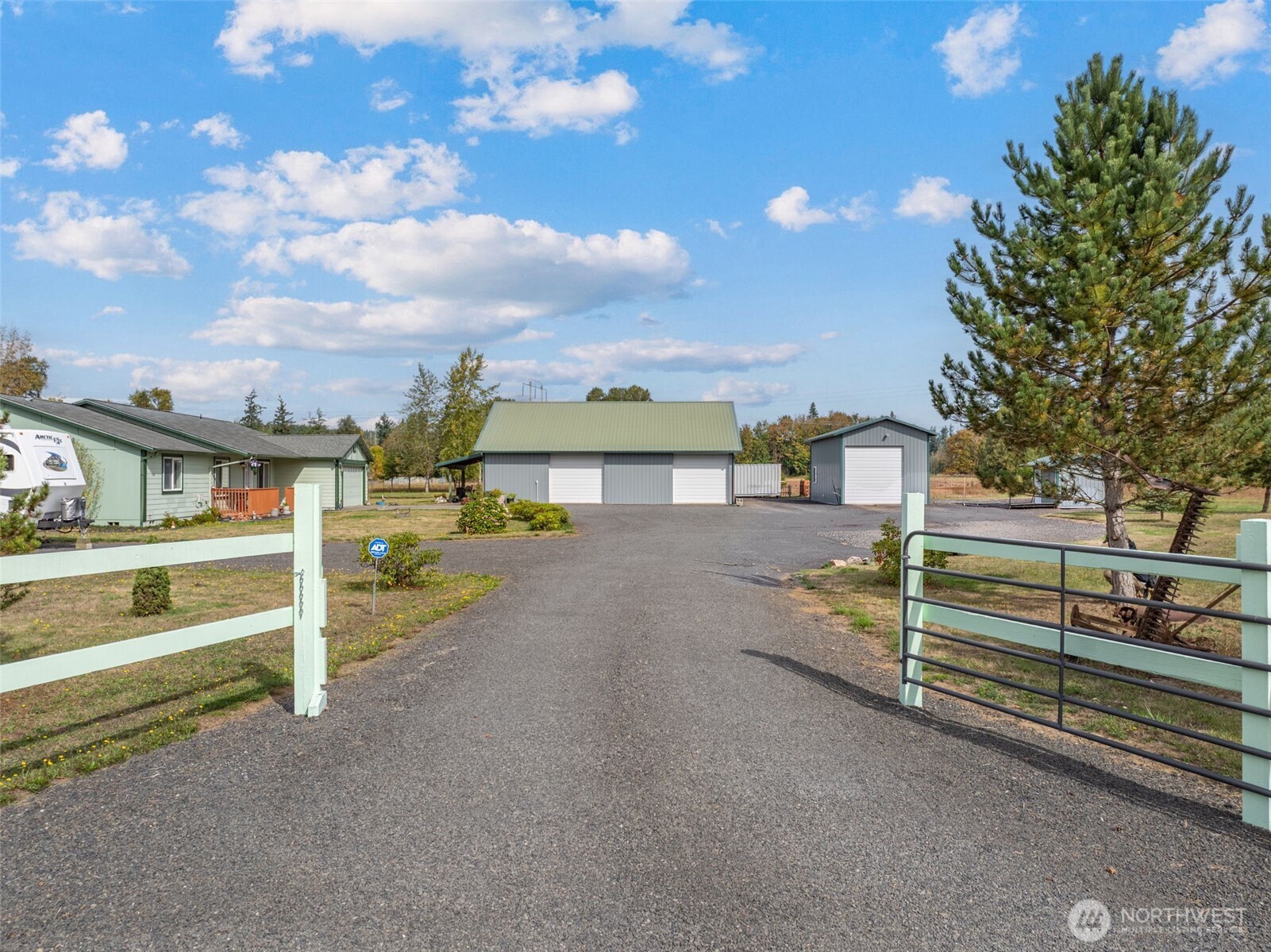 829 Gish Road Property Photo 2