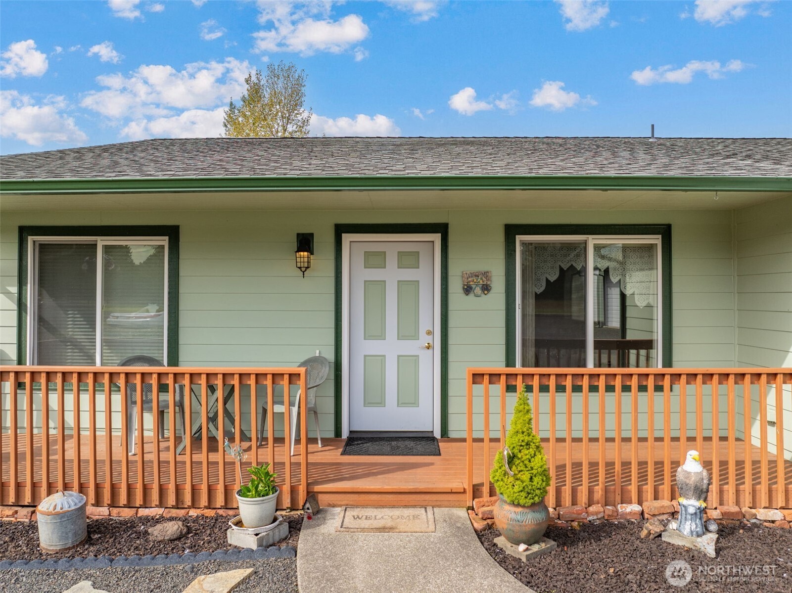 829 Gish Road Property Photo 4