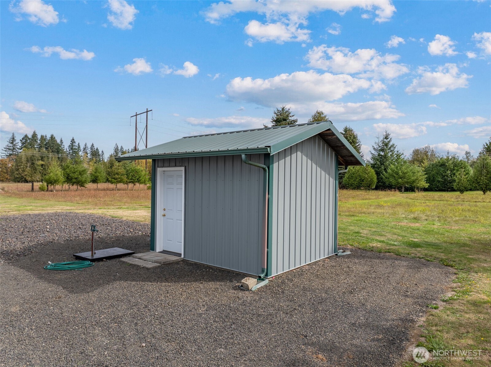 829 Gish Road Property Photo 13