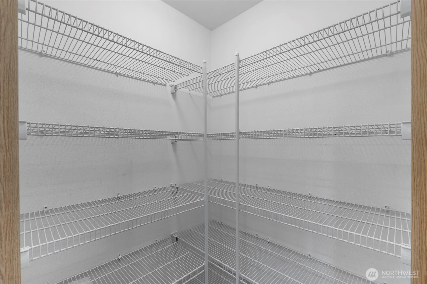 829 Gish Road Property Photo 25