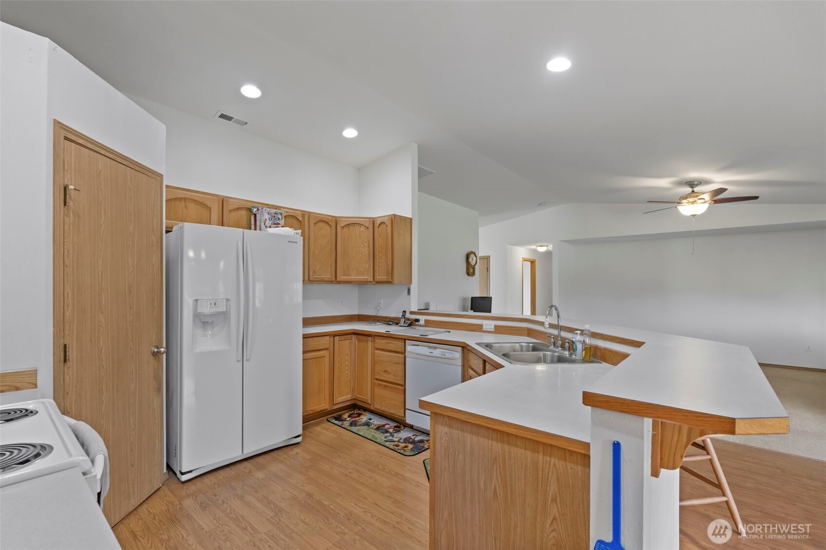 829 Gish Road Property Photo 28