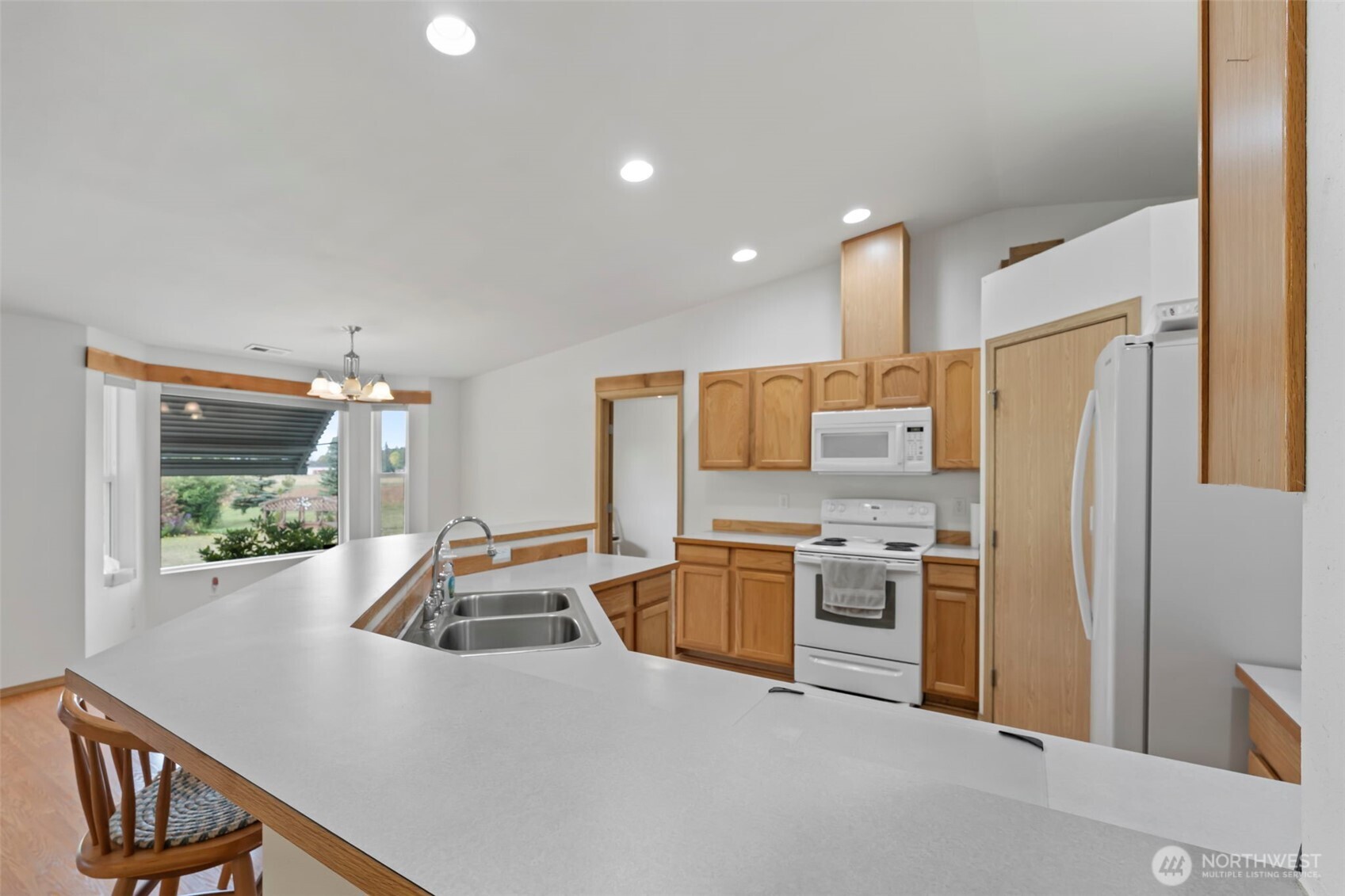 829 Gish Road Property Photo 29