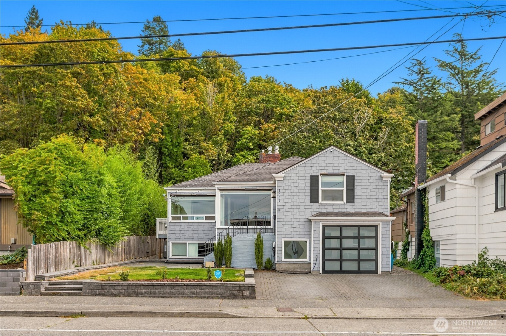 5306 Beach Drive Property Photo 1