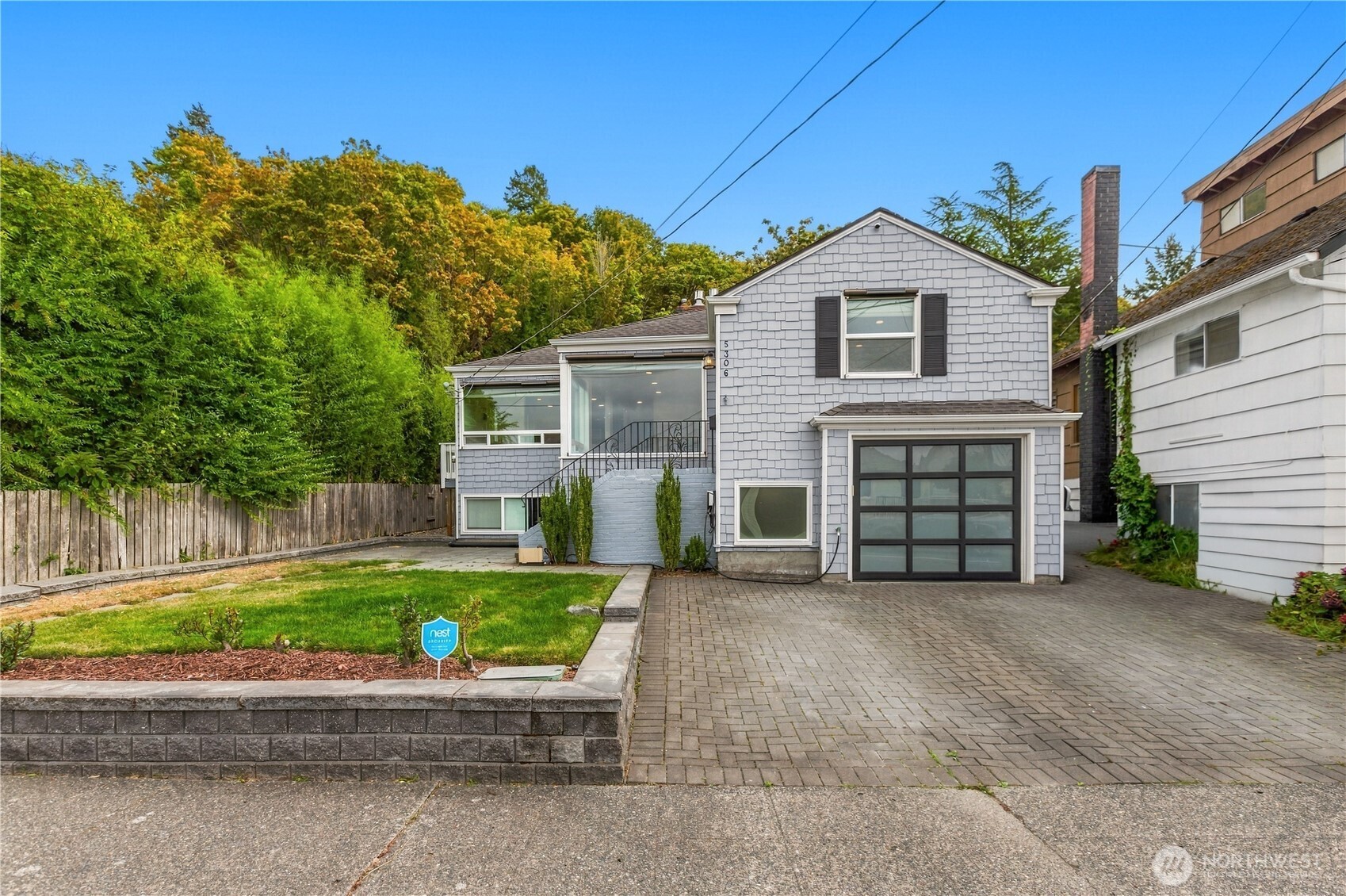 5306 Beach Drive Property Photo 4