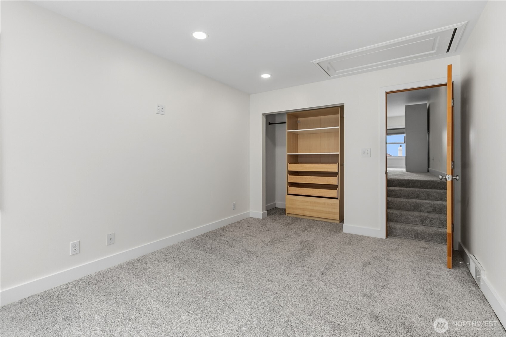5306 Beach Drive Property Photo 20