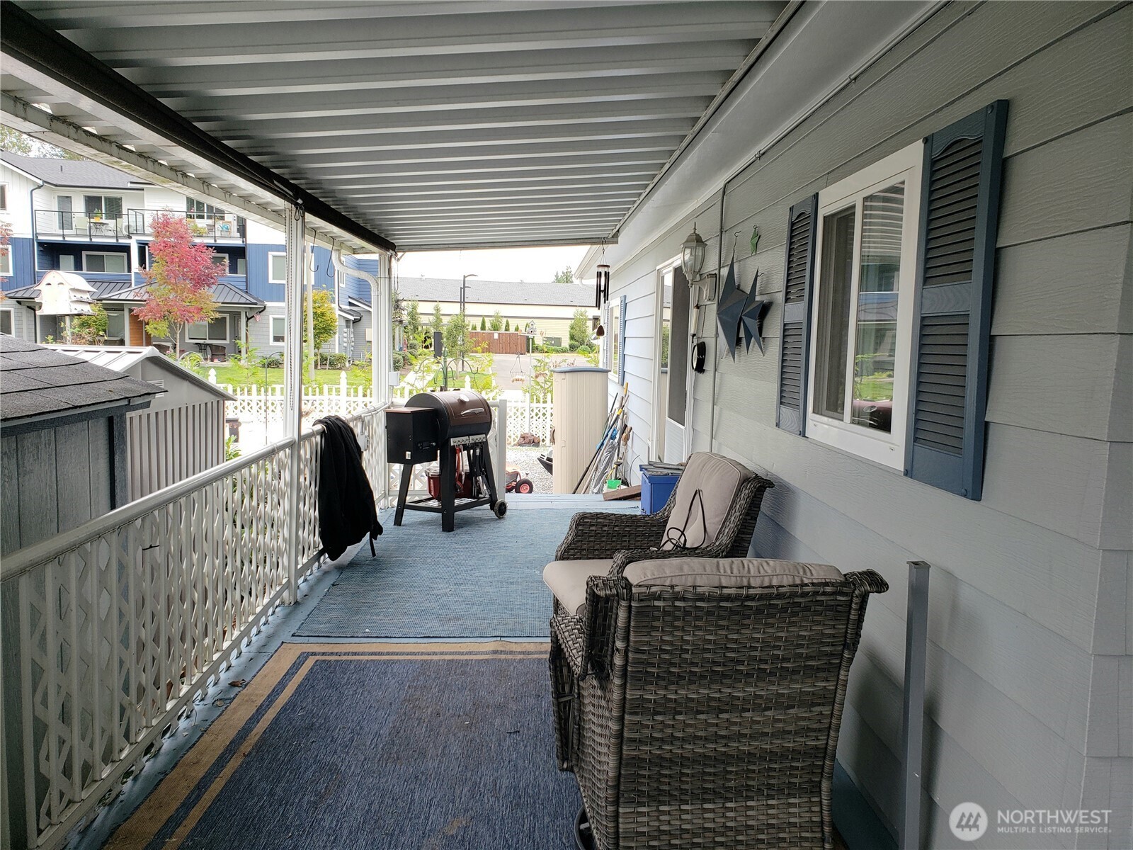 1181 Spruce Drive Property Photo 4