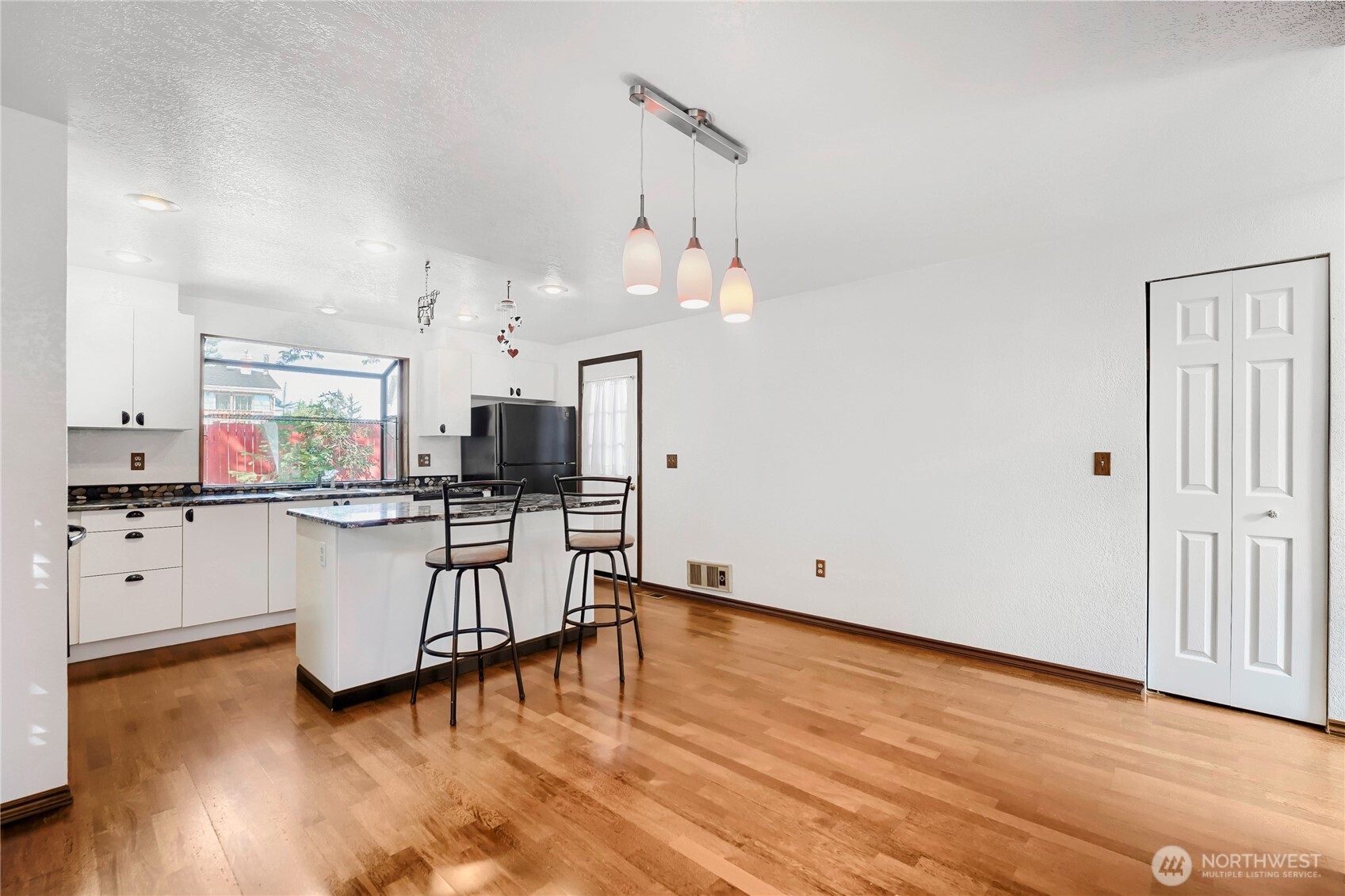 11912 Se 211th Place Property Photo 11