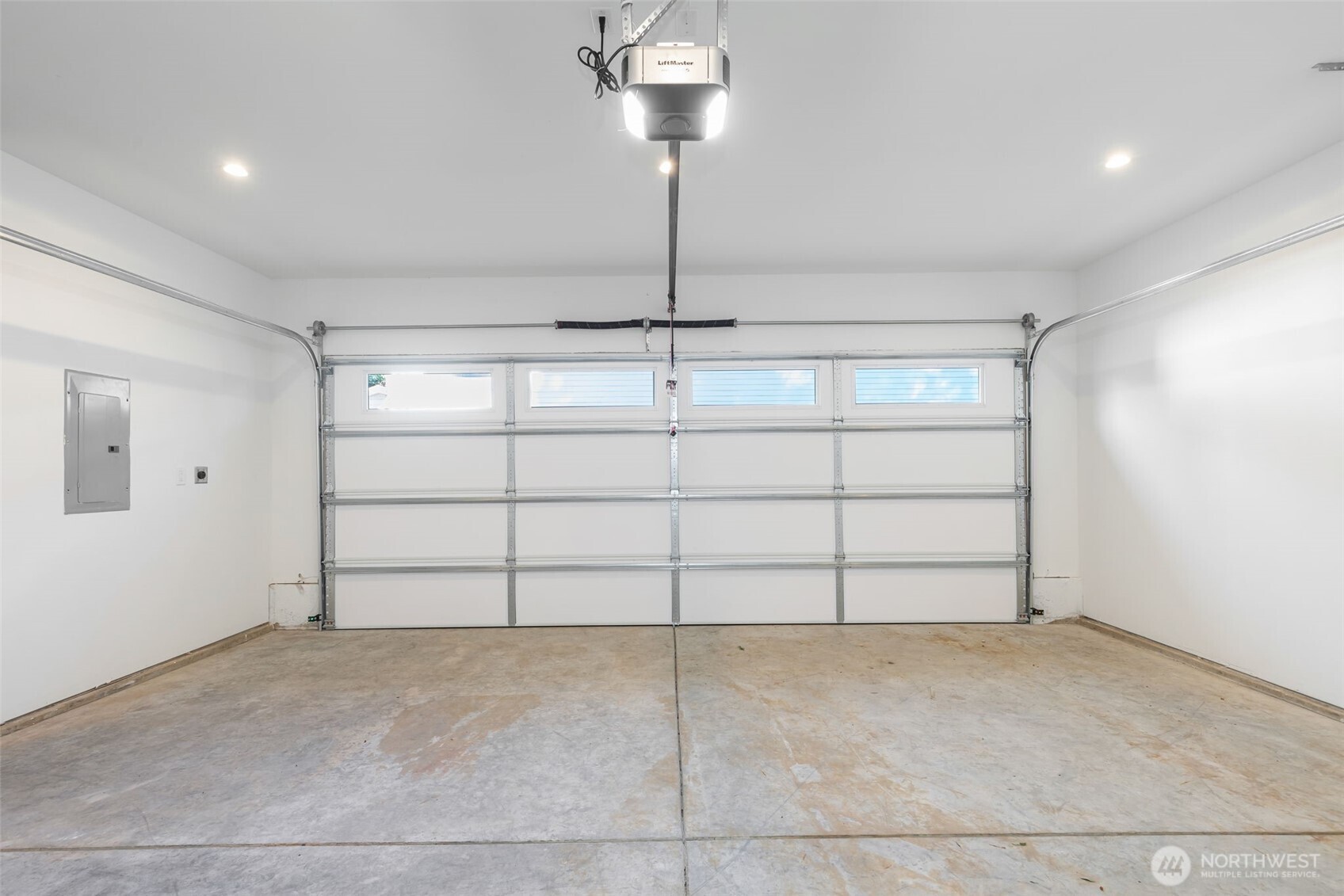 123 N 136th Street Property Photo 35