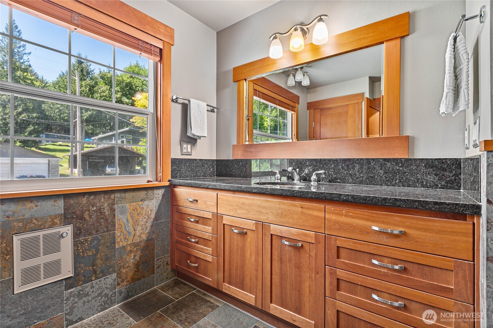 482 W Lake Samish Drive Property Photo 20